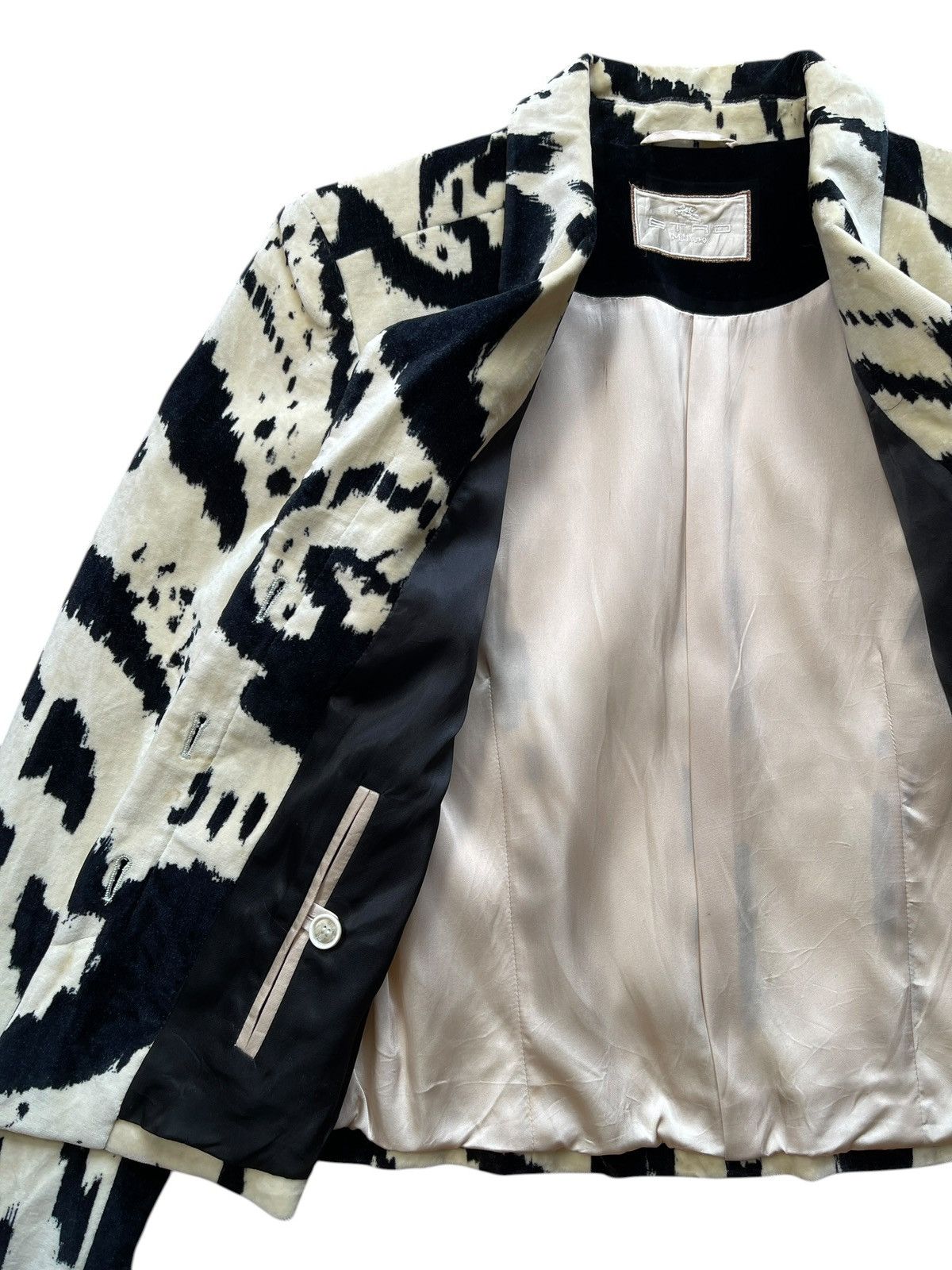 Etro Etro Milano Velvet Printed Cropped Coat Size M / US 6-8 / IT 42-44 - 6 Thumbnail