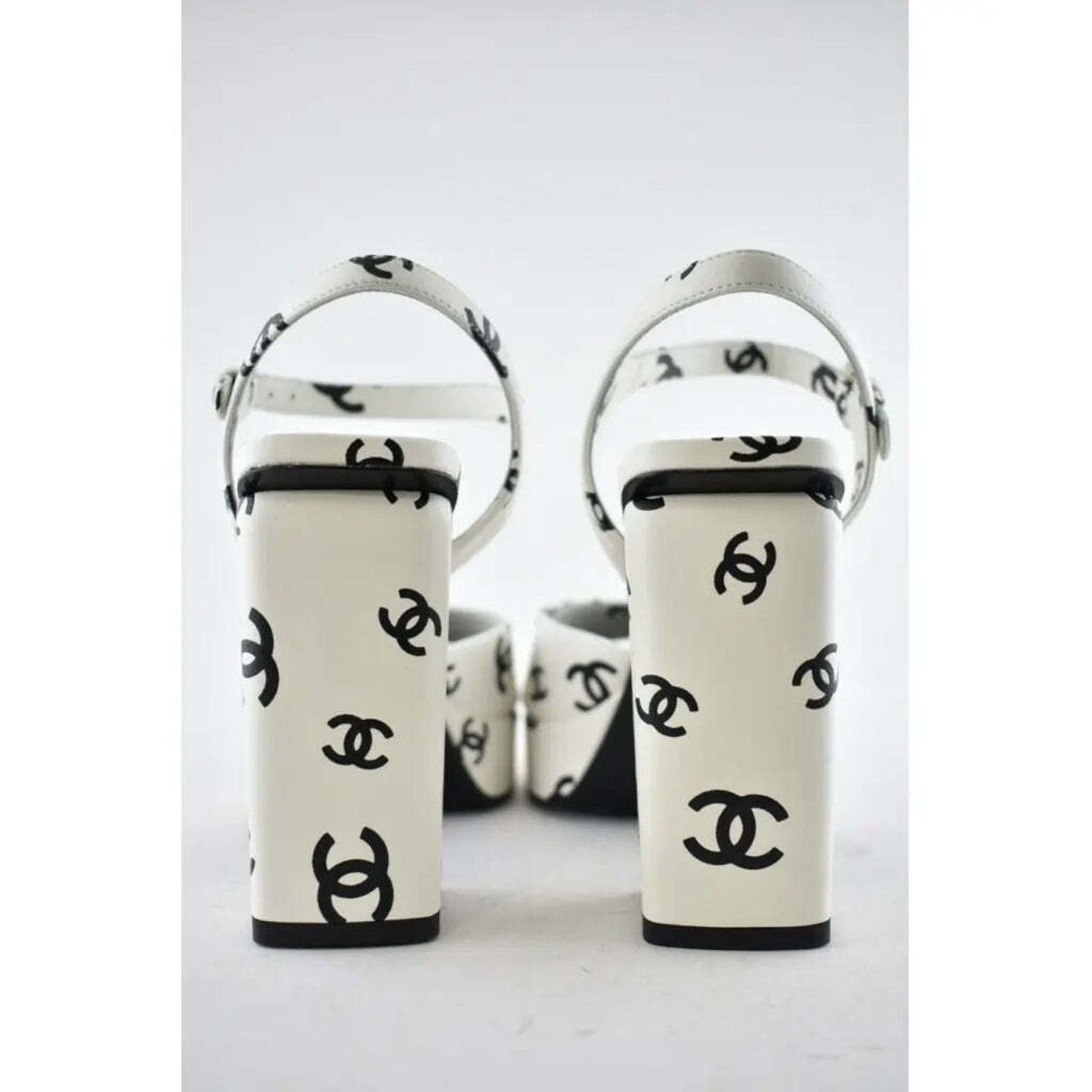 Chanel Chanel 22S White Black Lambskin CC Logo Platform Strap Size US 6.5 / IT 36.5 - 10 Thumbnail
