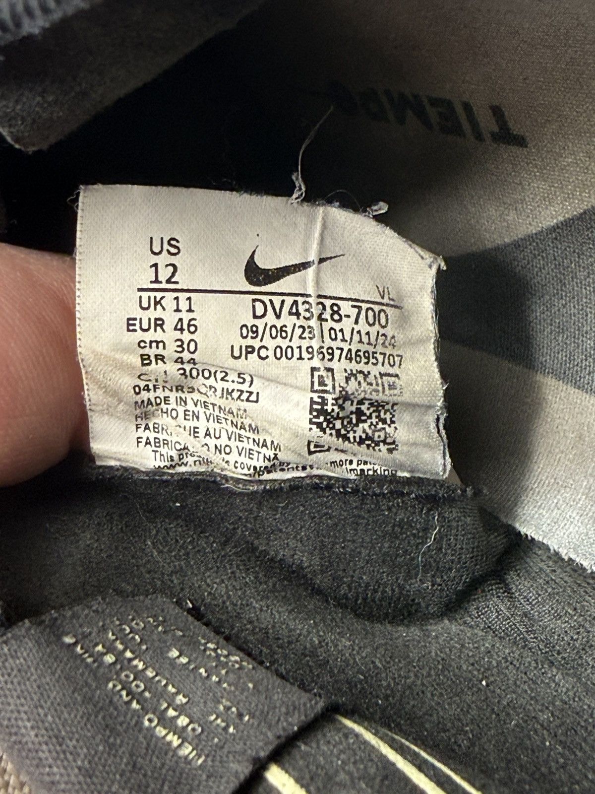 Nike Nike Tiempo Legend 10 Elite FG US12 UK11 EUR46 DV4328-700 Size US 12 / EU 45 - 15 Thumbnail