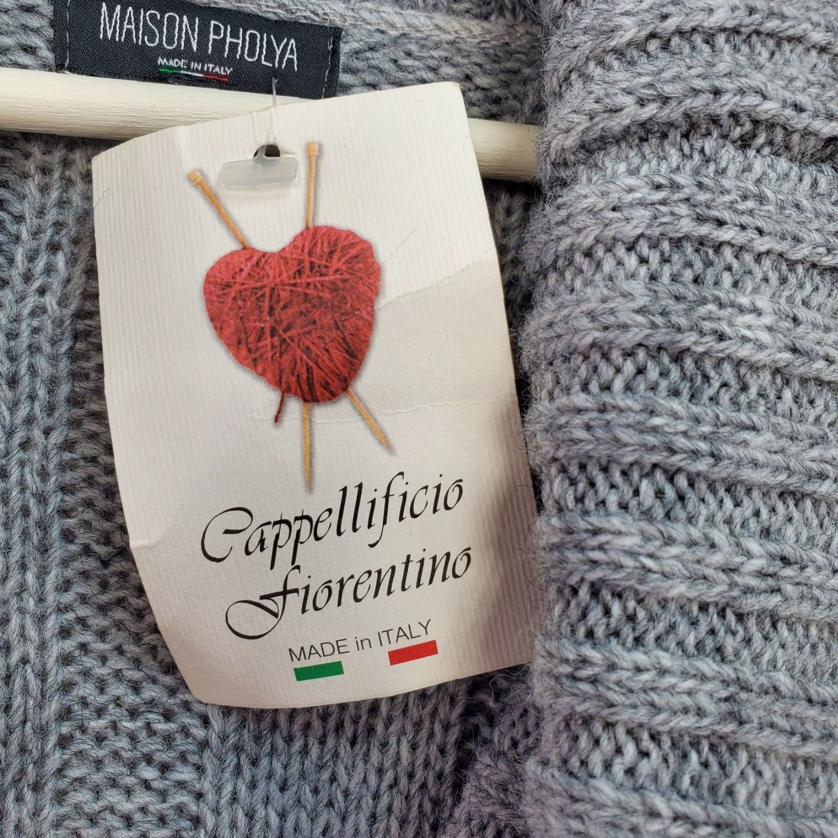 Vintage VINTAGE Maison Pholya Sweater Vest Women S/M Gray Acrylic Cable Knit Turtleneck Pullover Size S / US 4 / IT 40 - 4 Thumbnail