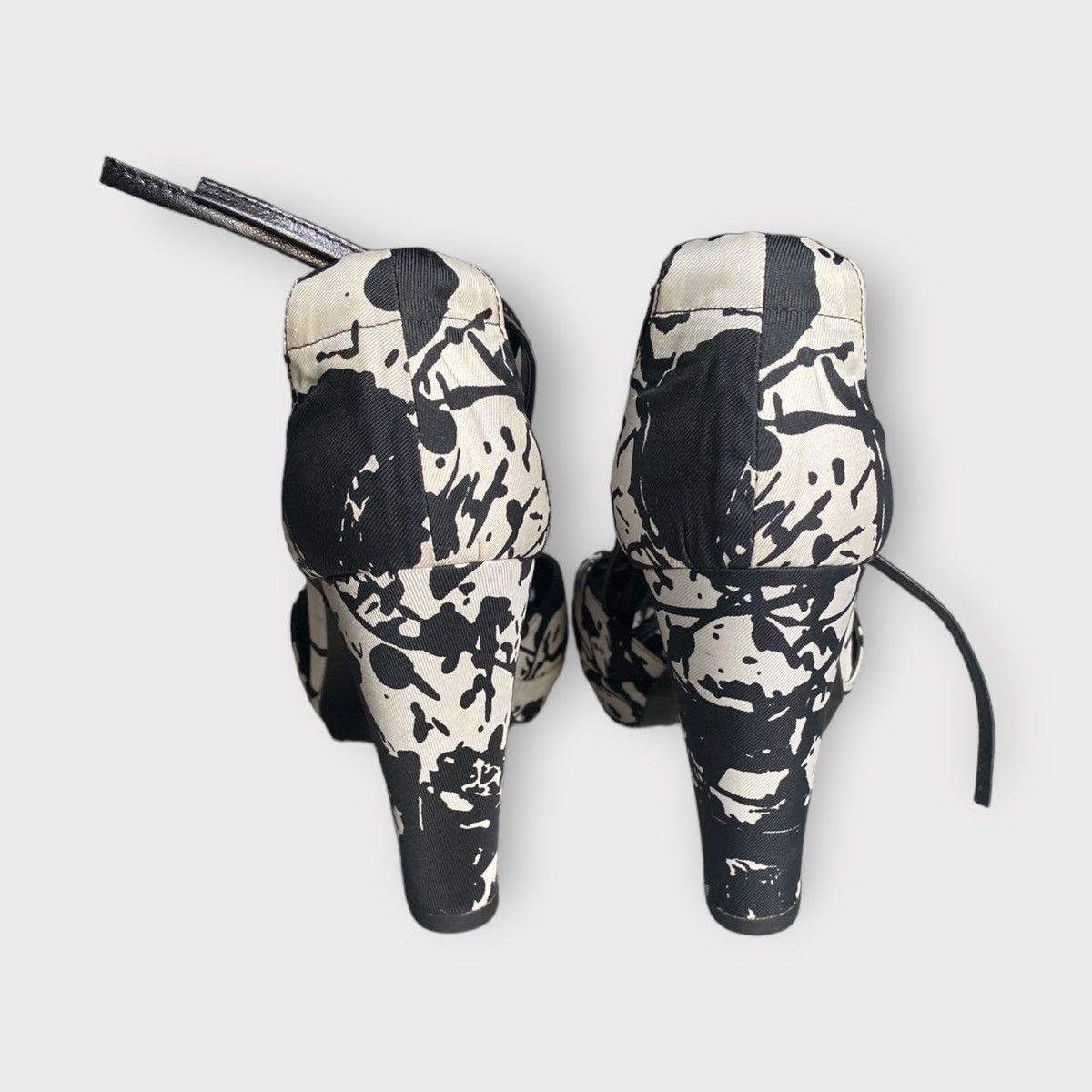 Hermes × Maison Margiela Hermès by Martin Margiela "Cheval Surprise" 2004. Size US 6.5 / IT 36.5 - 4 Thumbnail