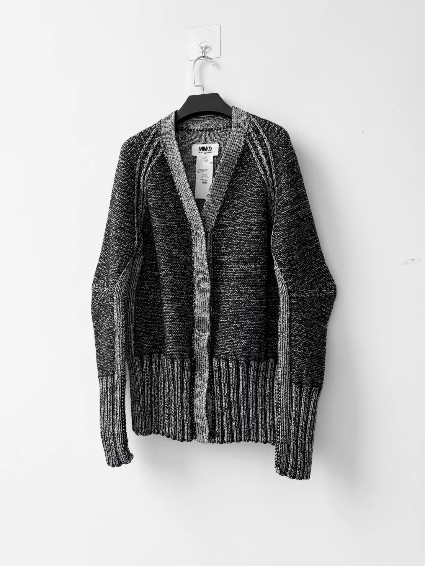 MM6 MM6 F/W18 Reflective Silver Cardigan S Size S / US 4 / IT 40 - 2 Thumbnail
