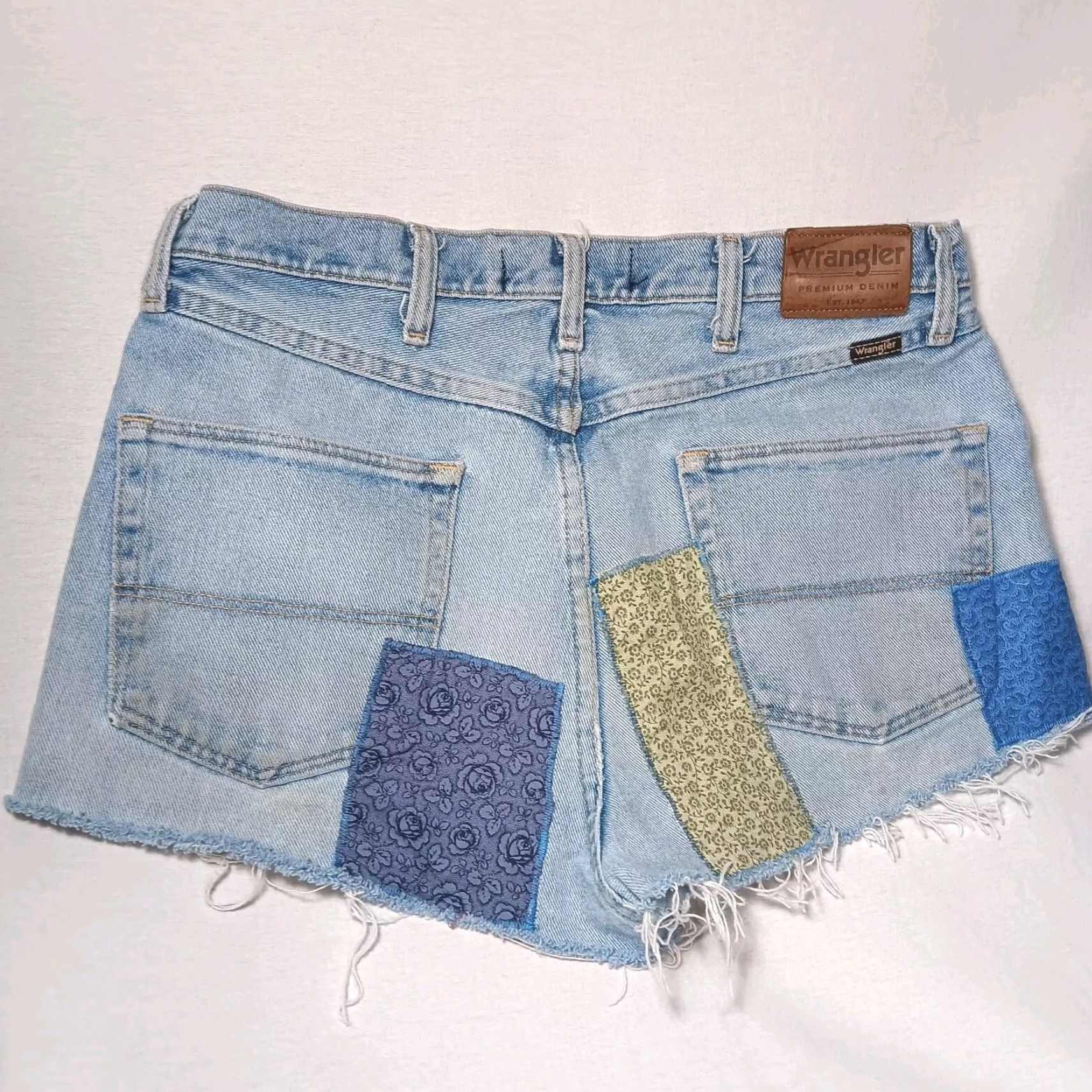 Wrangler VINTAGE Recycled Wrangler Women Jean Shorts 34 Distressed Patchwork Upcycled Boho Casual Fall Spring Summer Size 24" / US 00 / IT 34 - 2 Thumbnail
