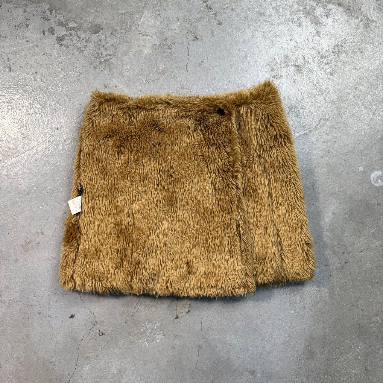 Hysteric Glamour Vintage HYSTERIC GLAMOUR Faux Fur Mini Skirt Size 31" - 2 Thumbnail
