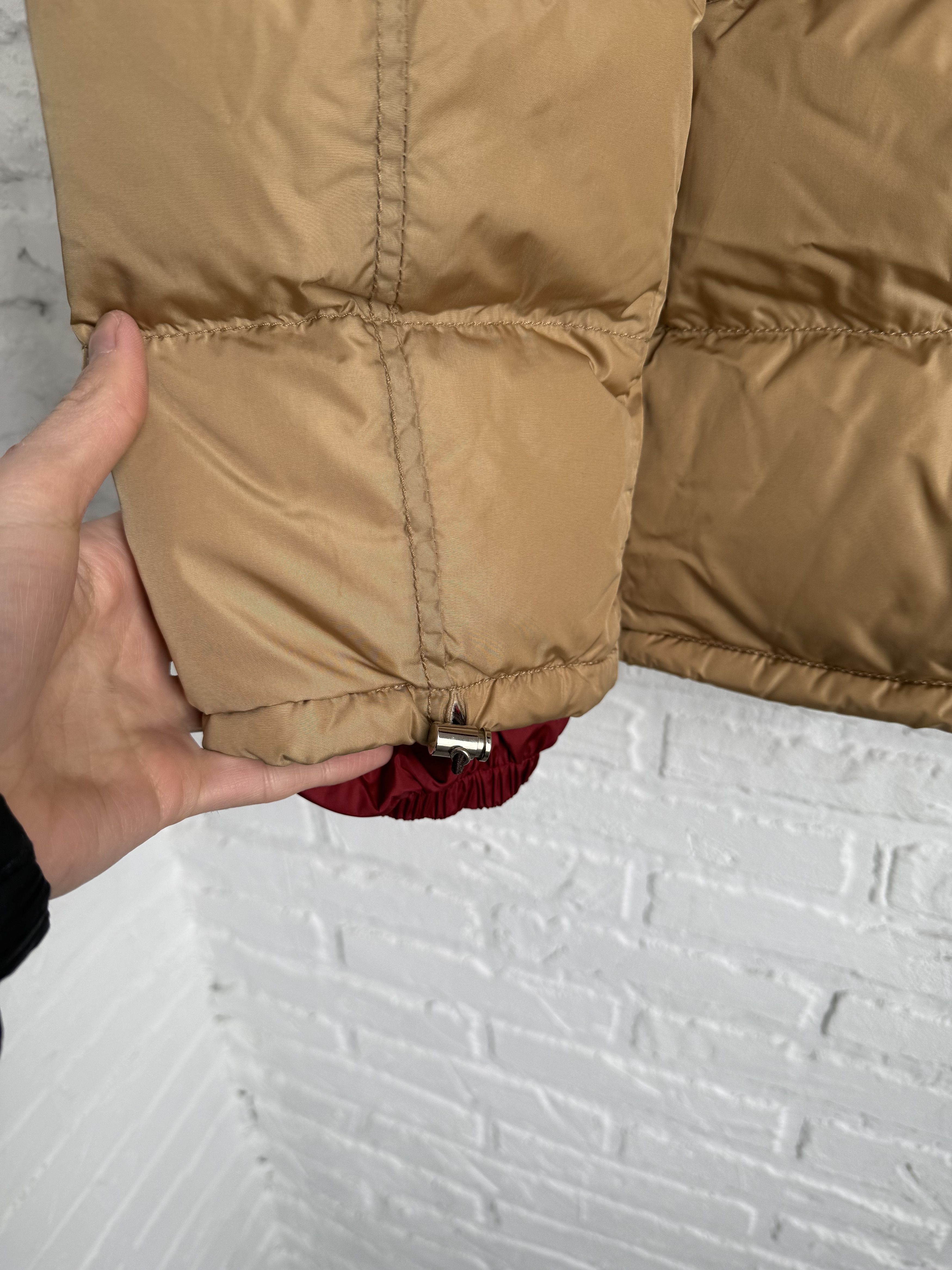 Prada Vintage Prada Sport gold puffer down jacket Size US M / EU 48-50 / 2 - 13 Thumbnail