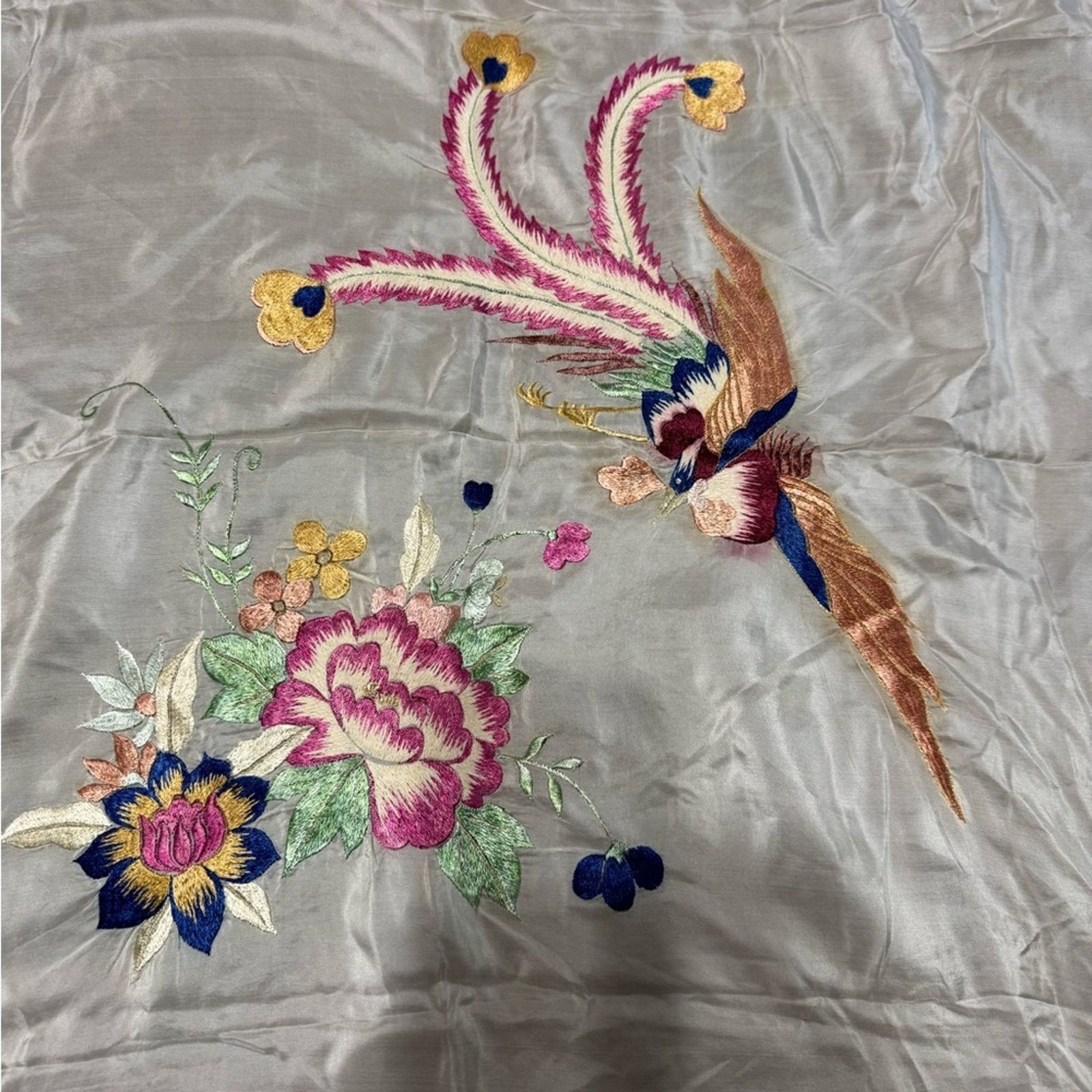 NBDN Nobrandedon Large VTG hand embroidered silk scarf/wrap Size ONE SIZE - 4 Thumbnail