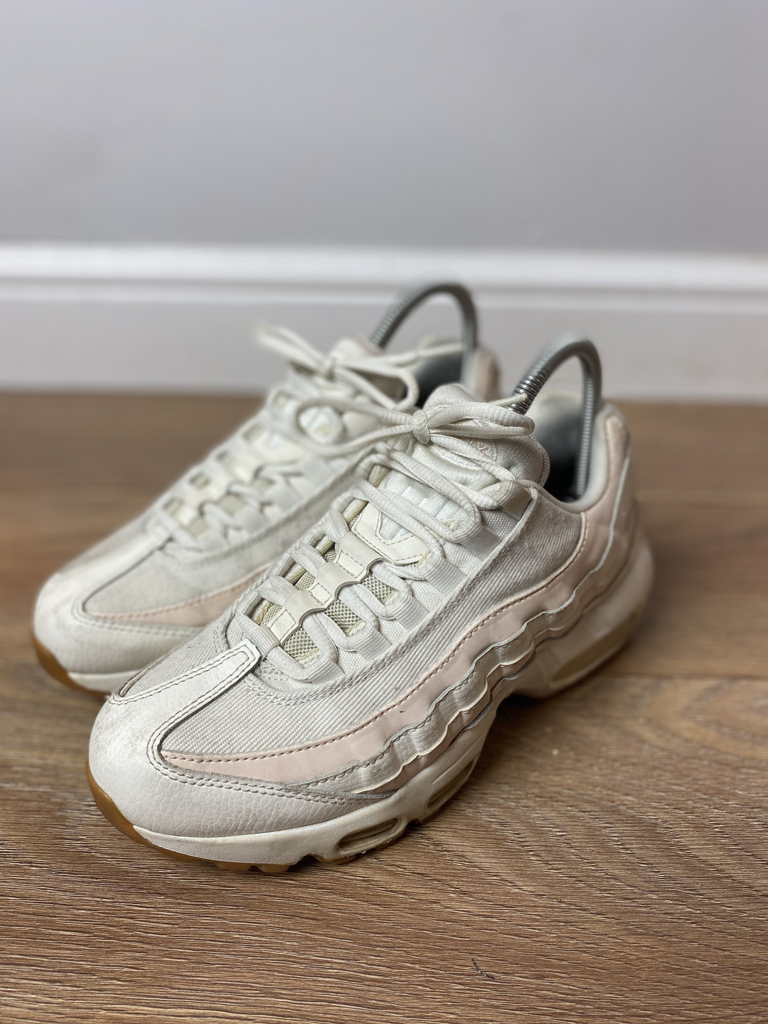 Nike Nike Air Max 95 Guava Ice low sneakers shoes Size US 8.5 / IT 38.5 - 1 Thumbnail