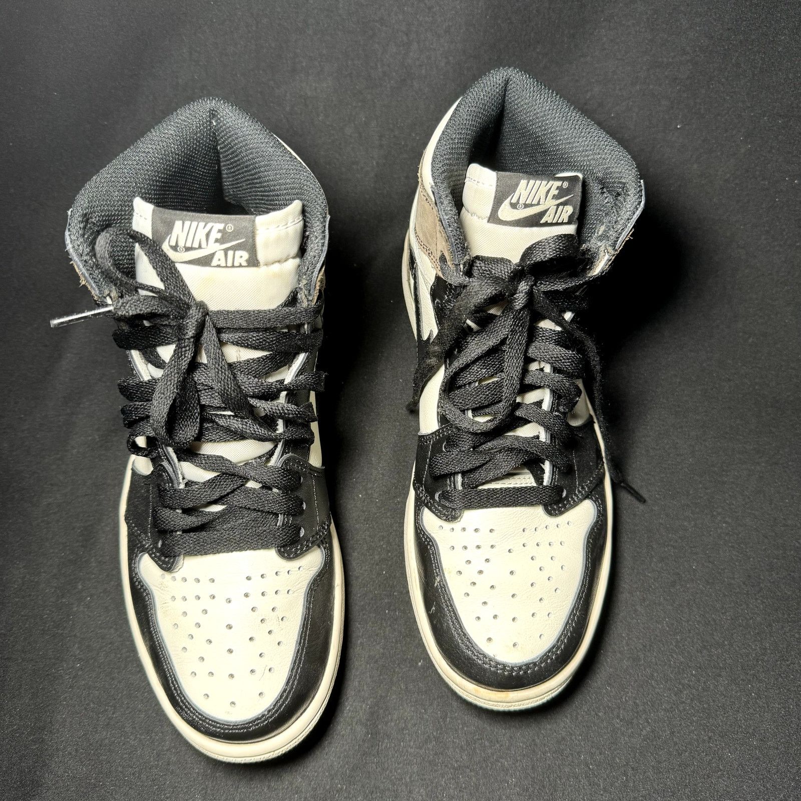 Jordan Brand × Nike Air Jordan 1 Retro High OG Dark Mocha Men's Shoes - Size 5 Size US 5 / EU 37 - 3 Thumbnail