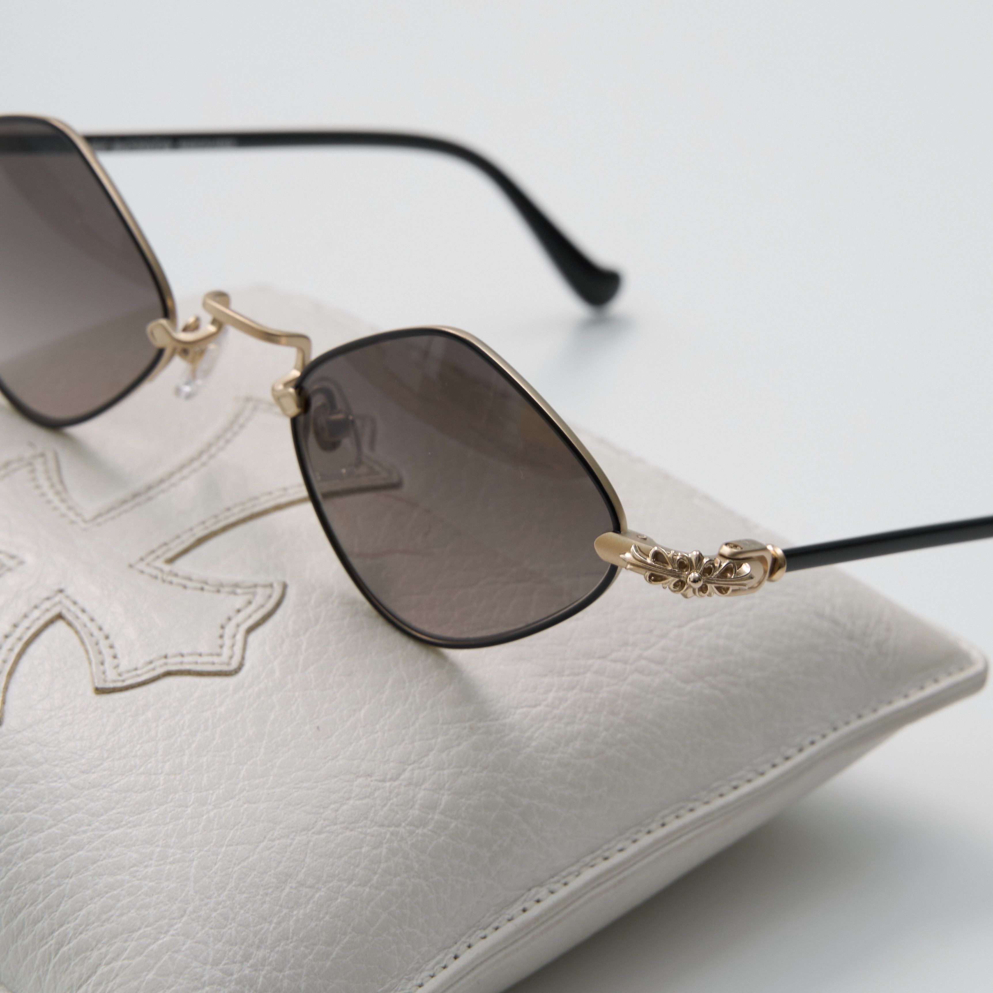 Chrome Hearts CHROME HEARTS DIAMOND DOG Matte Black/Matte Gold PlatedBlack Size ONE SIZE - 2 Thumbnail