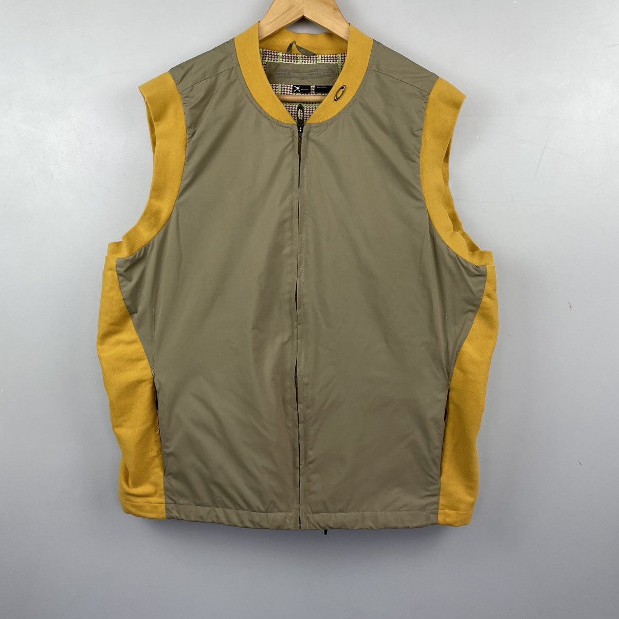 Oakley Oakley Vintage 00s Softshell Tactical Vest - Olive/Mustard Size US L / EU 52-54 / 3 - 1 Thumbnail