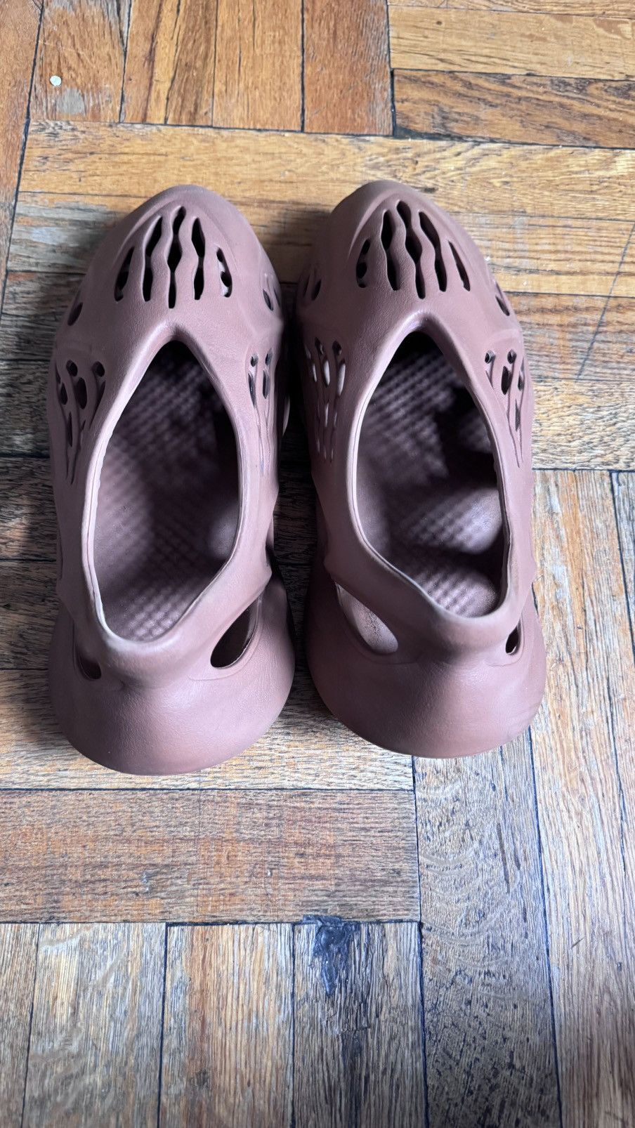 Yeezy Adidas Yeezy Foam Runner Clay Red Size US 11 / EU 44 - 4 Thumbnail