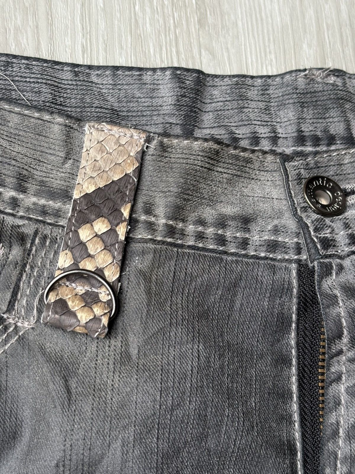 Japanese Brand SEMANTIC DESIGN waxed lace-up flare jeans Size US 27 - 4 Thumbnail