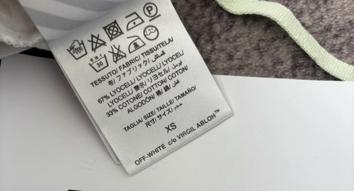 Off-White Off‑White White Portrait Short Sleeve Tee Size XS / US 0-2 / IT 36-38 - 6 Thumbnail