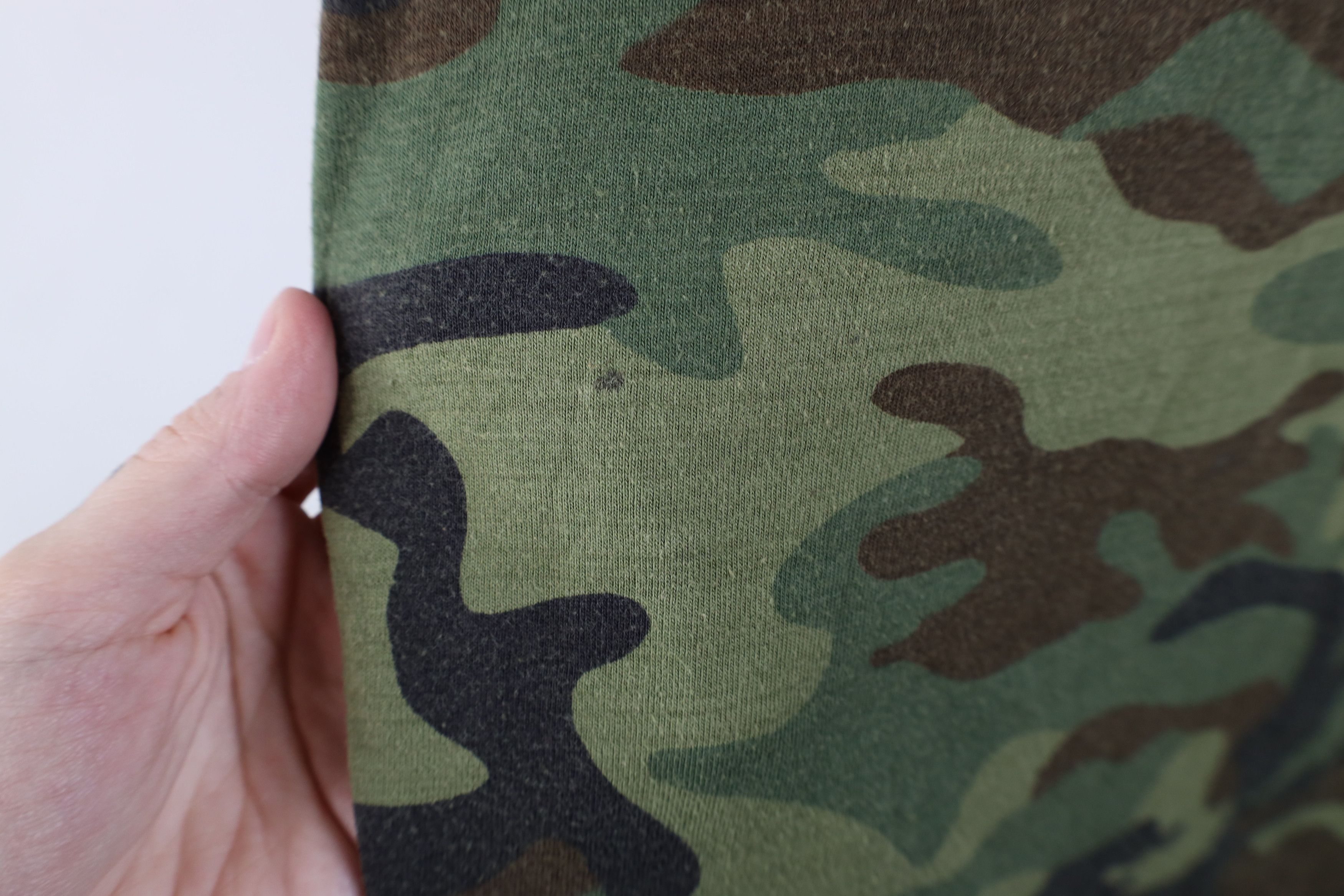 Vintage Vintage 90s Streetwear Thin Camouflage Long Sleeve T-Shirt Size US XL / EU 56 / 4 - 9 Thumbnail
