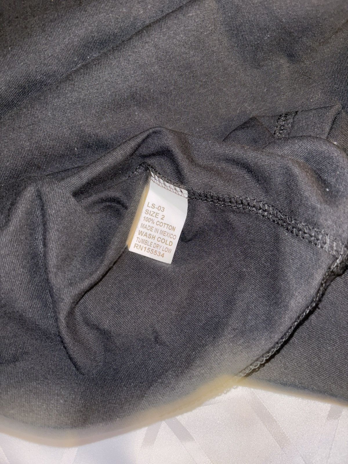 Yeezy Black LS-03 YE LIVE IN MEXICO Size US L / EU 52-54 / 3 - 5 Thumbnail
