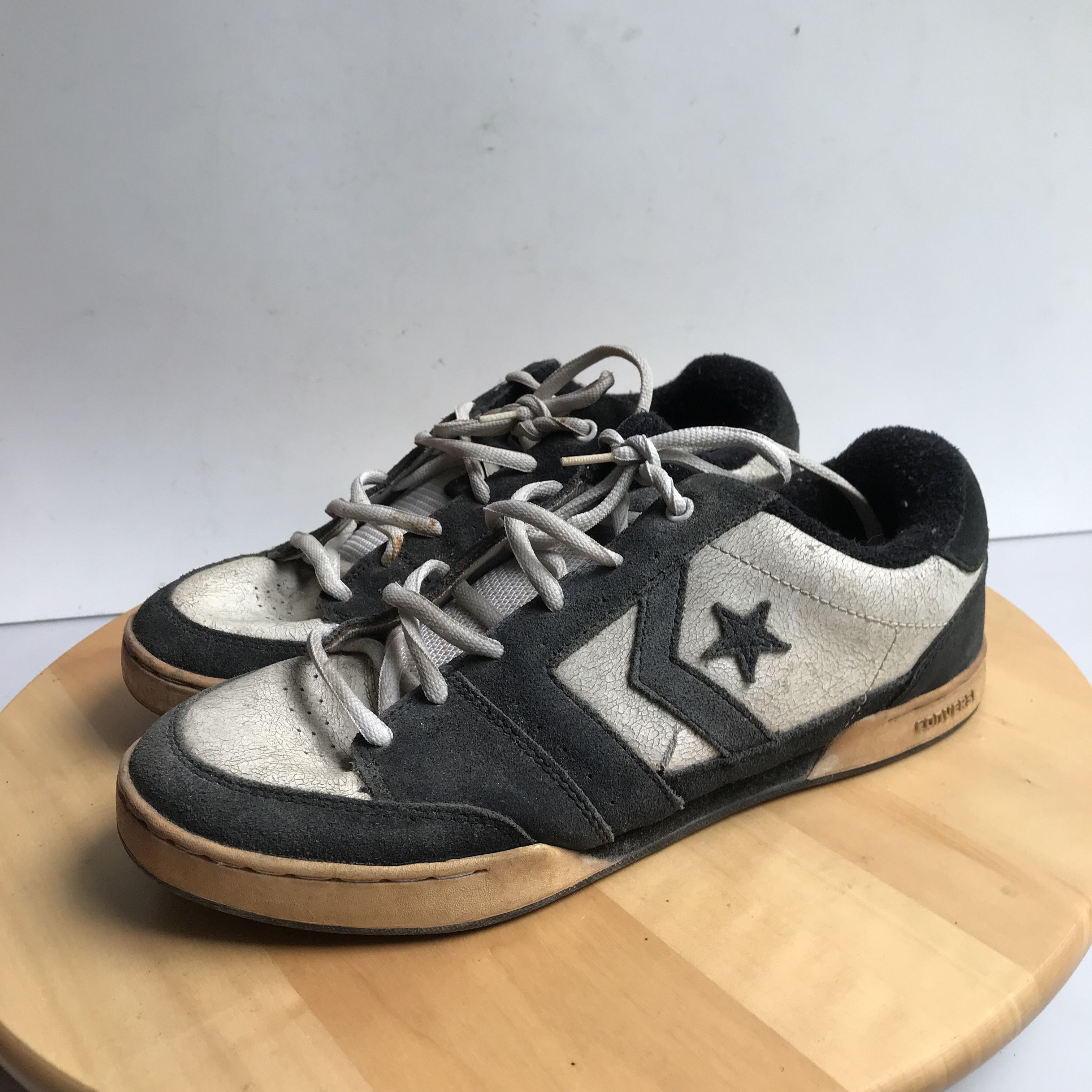 Converse Converse Skate shoes Two Tone colorway Size 40 eur Size US 7 / EU 40 - 2 Thumbnail
