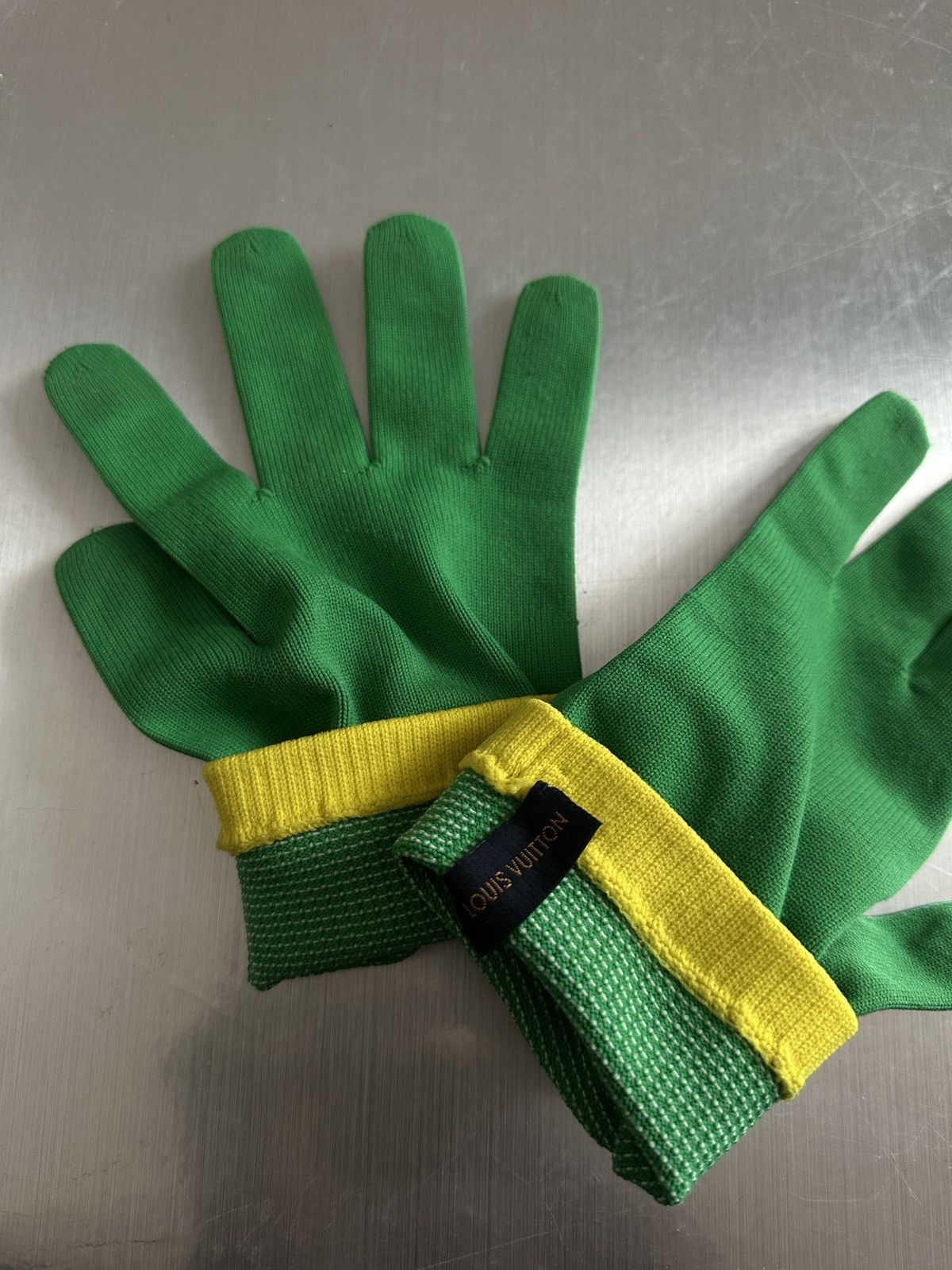 Louis Vuitton Virgil Abloh Louis Vuitton Sample RGB Gloves Size ONE SIZE - 4 Thumbnail