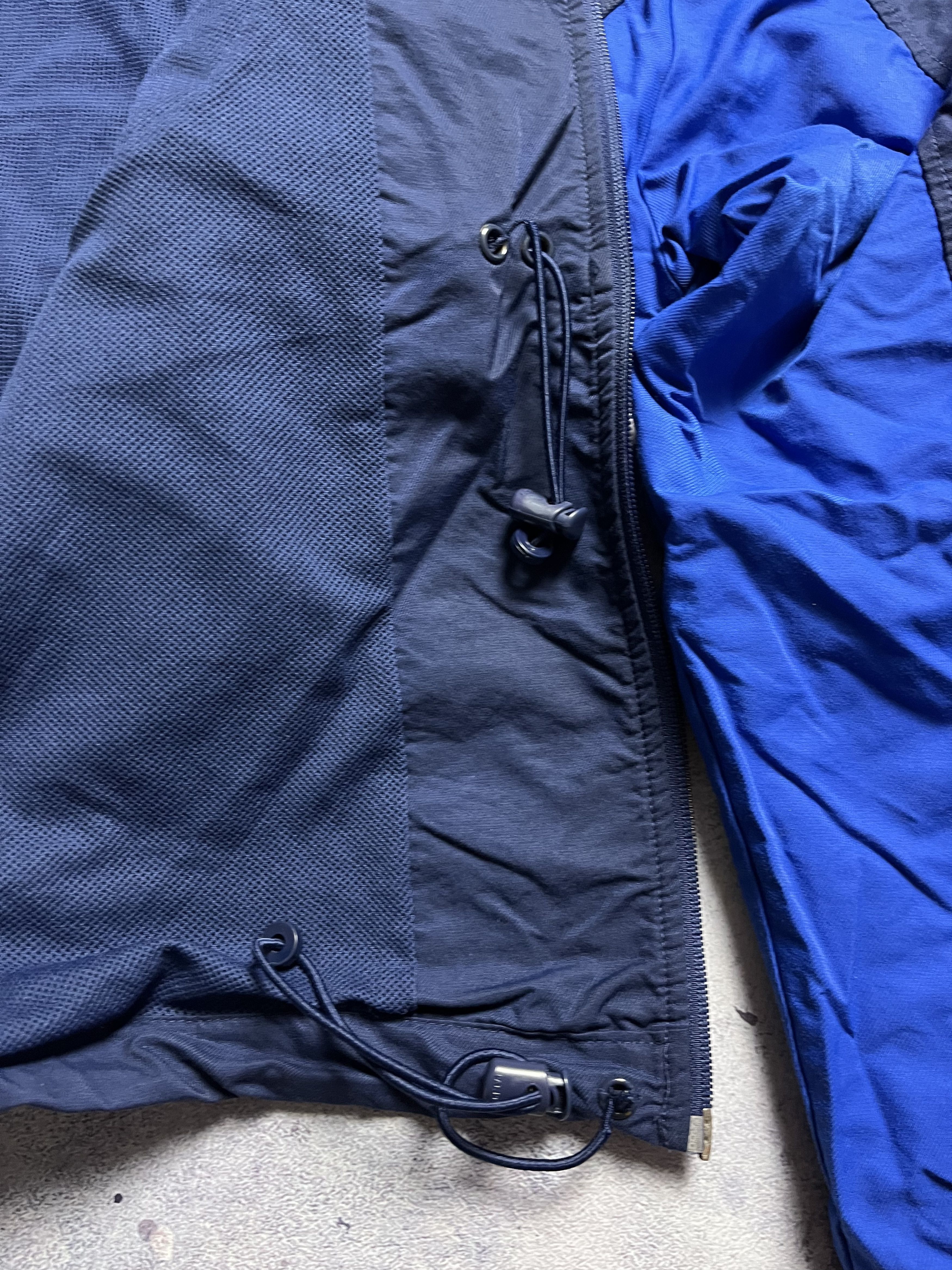 Nike Nike 90's Vintage Big Logo Oversize Windbreaker Light Jacket Size US XL / EU 56 / 4 - 13 Thumbnail
