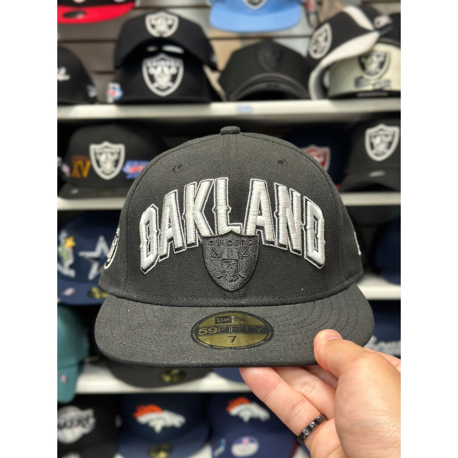 New Era Oakland Raiders NFL Vintage Fitted New Era 59FIFTY | Size 7 Size ONE SIZE - 1 Thumbnail