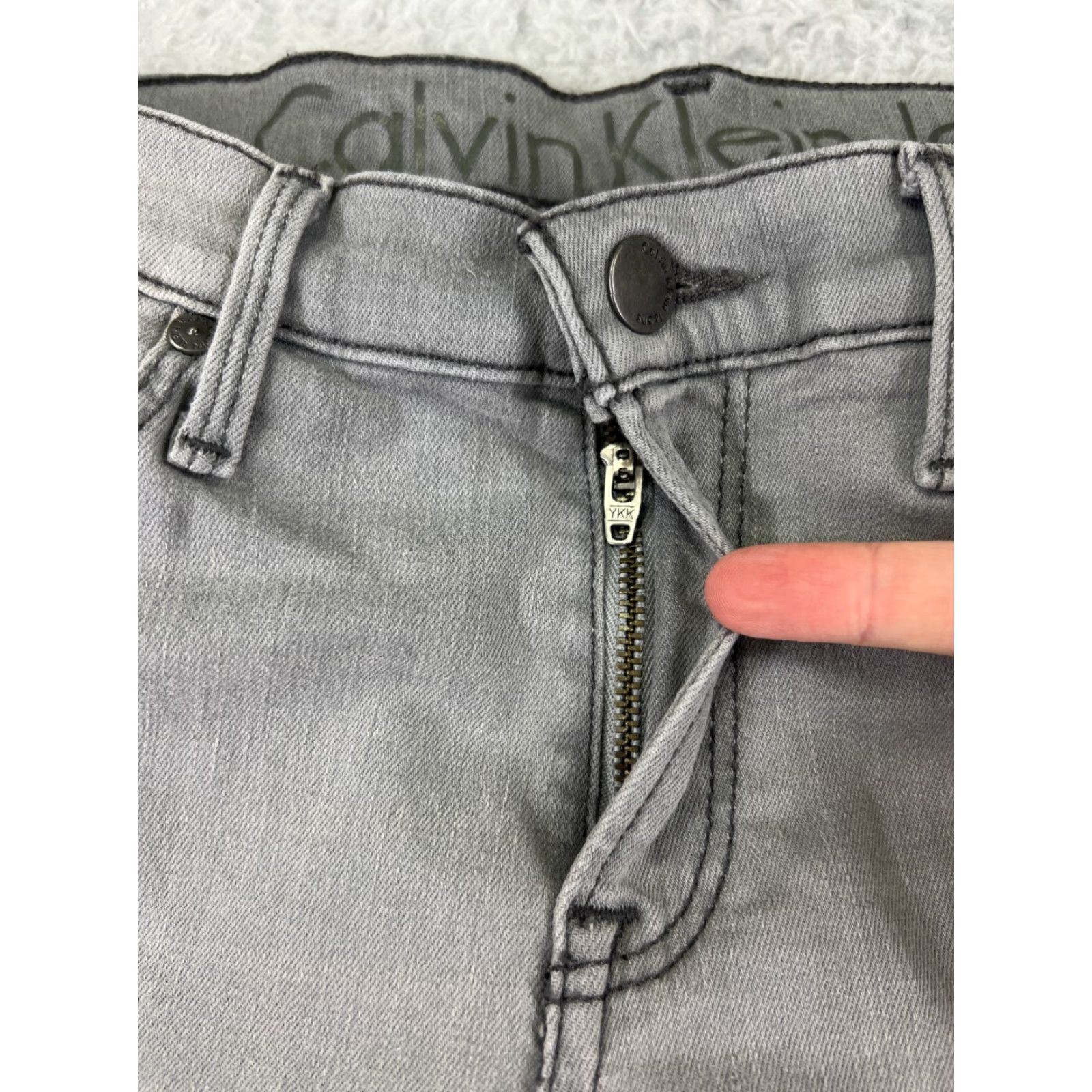Calvin Klein Calvin Klein Jeans Women 10 Gray Denim Mid Ultimate Skinny Cotton 29x31 Pants Size 32" / US 10 / IT 46 - 5 Thumbnail