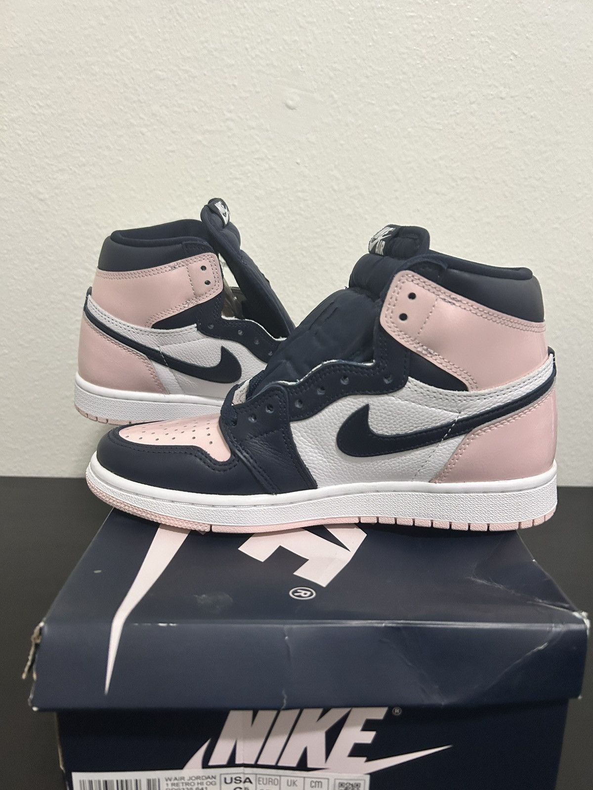 Jordan Brand × Nike Jordan 1 women’s Pink bubble Gum Size US 6.5 / IT 36.5 - 6 Thumbnail