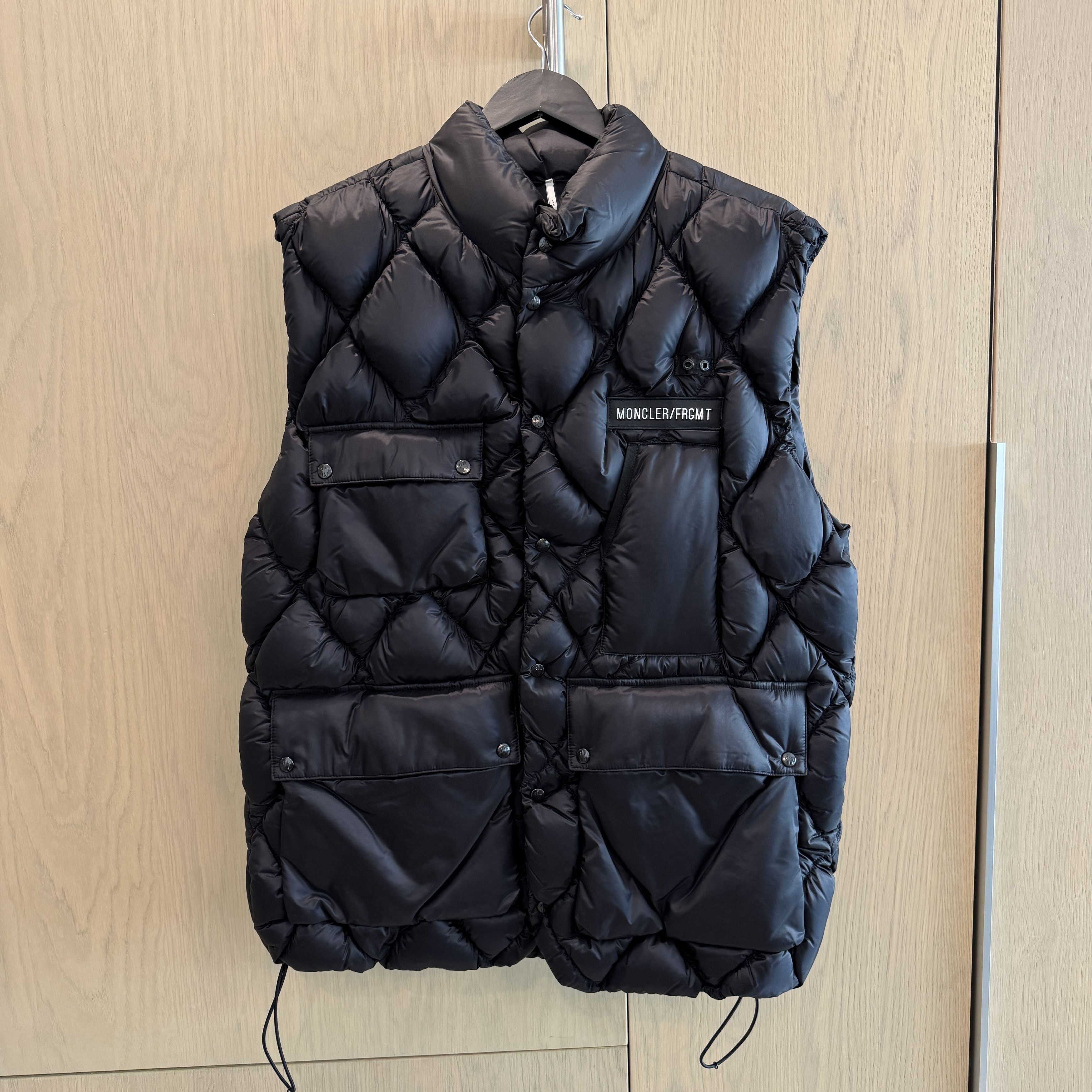 Moncler Rare Moncler Genius x FRAGMENT Padded Puffer Vest - Black Size US L / EU 52-54 / 3 - 1 Thumbnail
