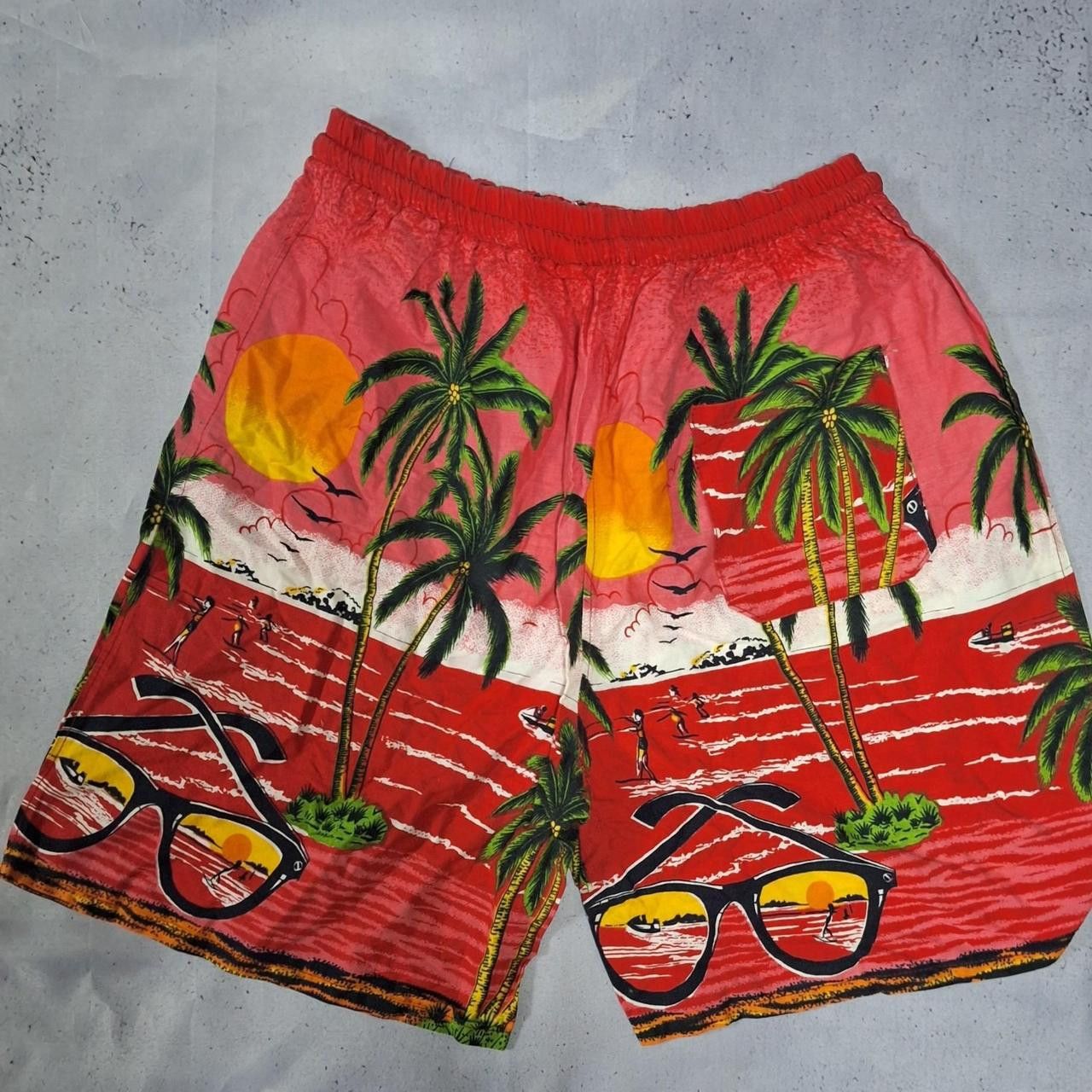Other Red Hawaiian shirt with sunglasses #tropical Size US L / EU 52-54 / 3 - 2 Thumbnail