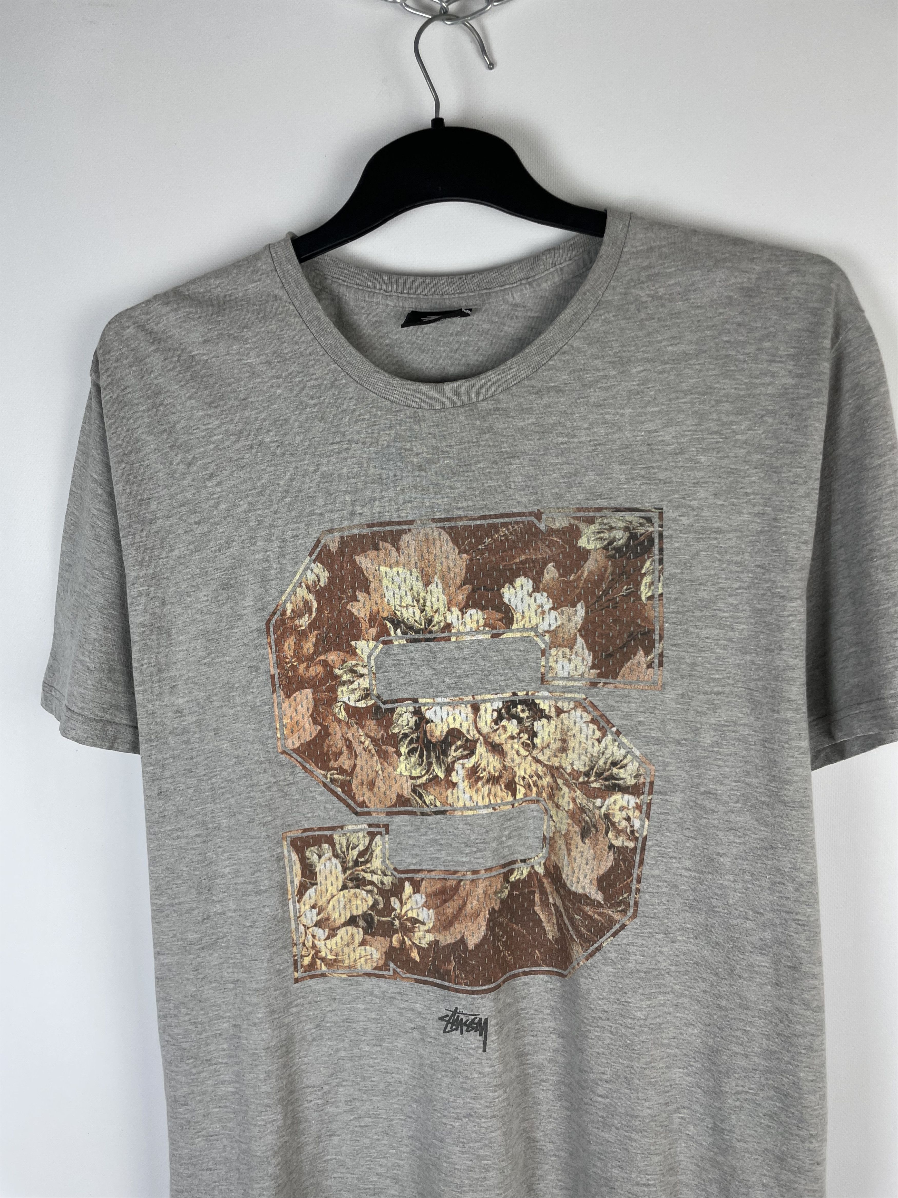 Other Vintage Stussy Tee Shirt Big Logo Size US L / EU 52-54 / 3 - 3 Thumbnail