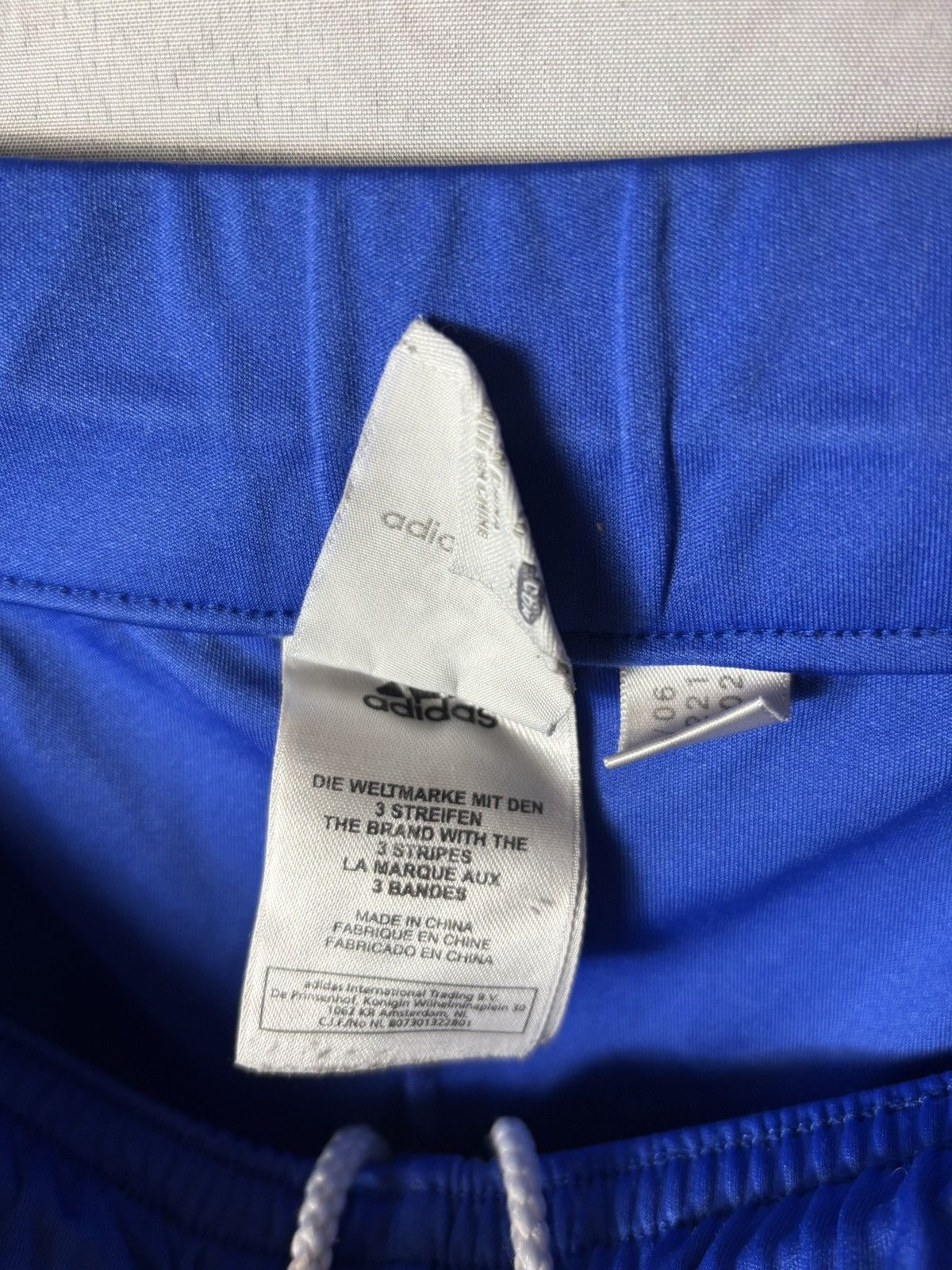 Adidas Adidas Chelsea 2006/07 Vintage Football Shorts Size US 34 / EU 50 - 7 Thumbnail