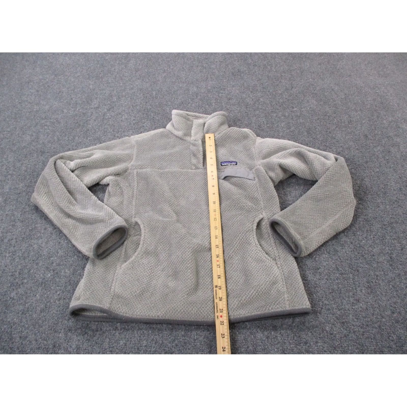 Patagonia Patagonia Jacket Womens M Gray Snap T Fleece Jacket Mid-Length Windproof Pockets 90s Outdoor Mens Women Girls Size M / US 6-8 / IT 42-44 - 3 Thumbnail