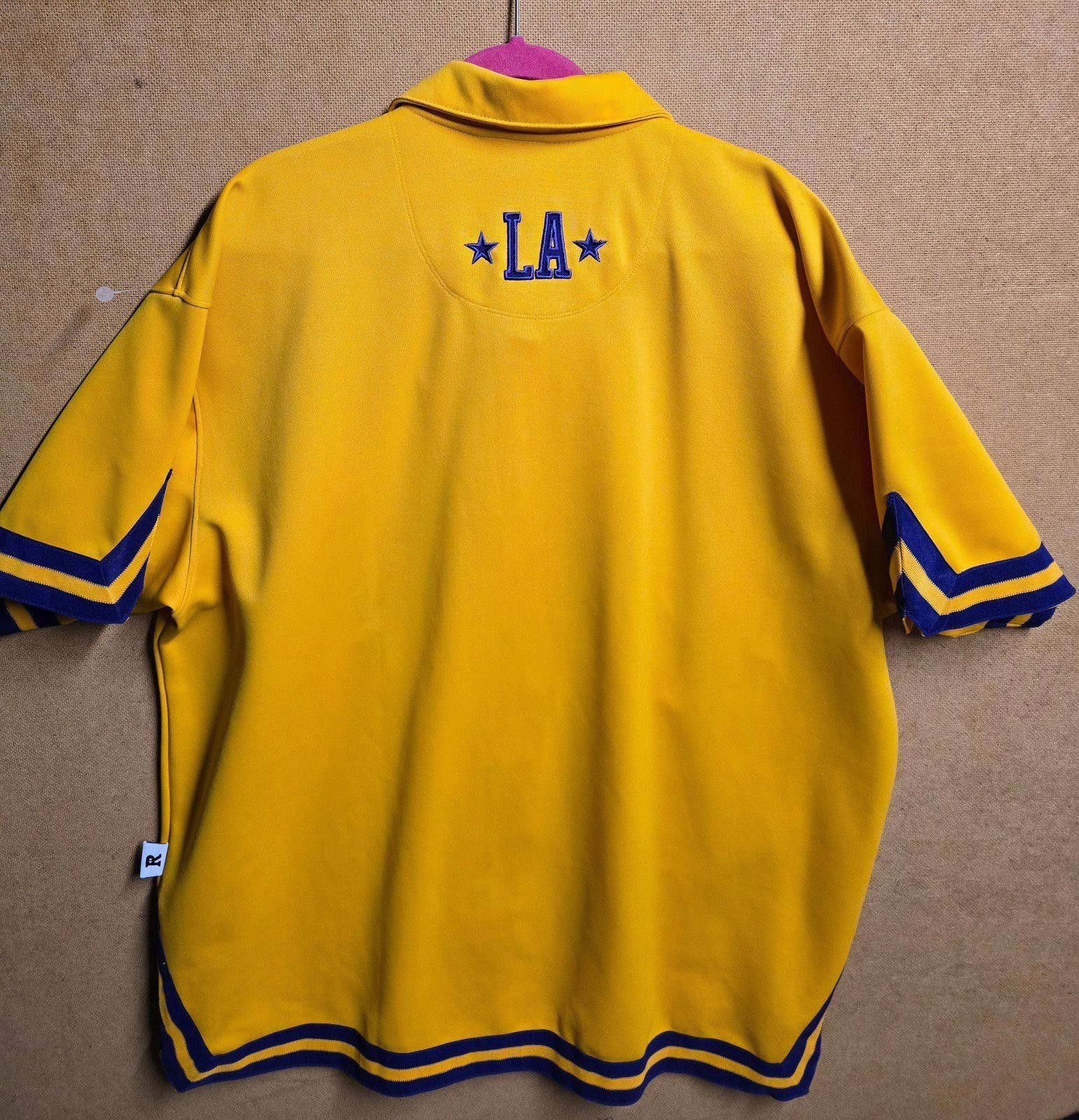 Nike Mens XXL LA Lakers Rewind 57 Vintage Shooting Shirt Warmup Size US XXL / EU 58 / 5 - 2 Thumbnail