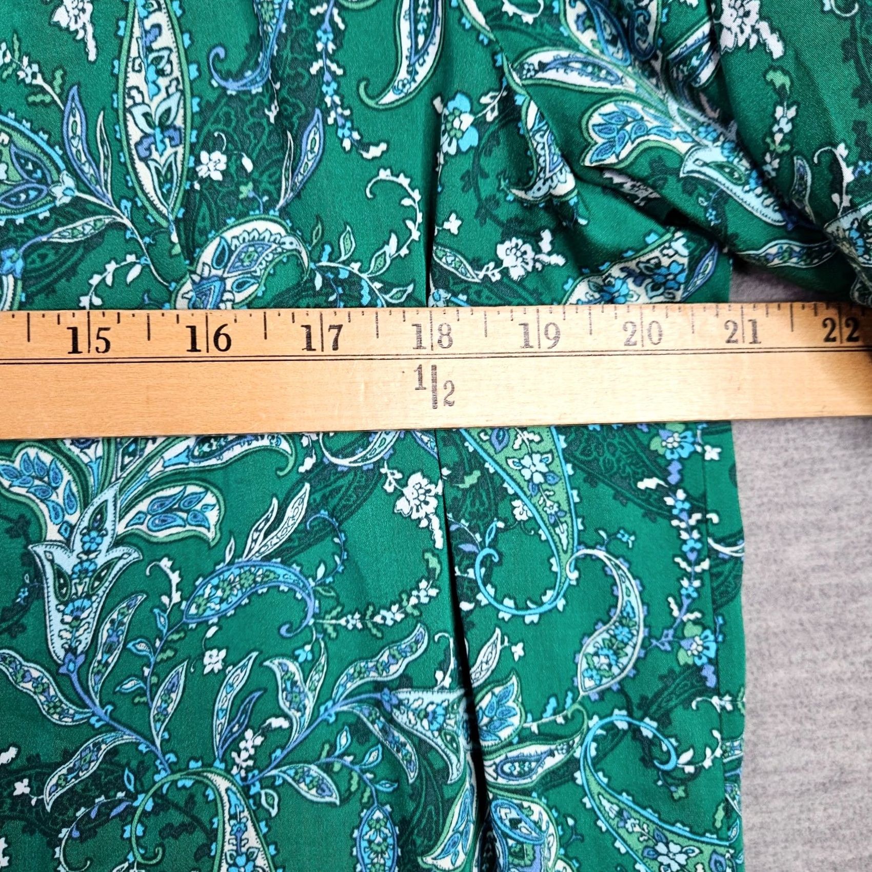J. Jill J. Jill Blouse Paisley 3/4 Sleeve Green S Women's V-Neck Rayon Viscose Casual Shirt/Blouse Regular Fit Size S / US 4 / IT 40 - 3 Thumbnail