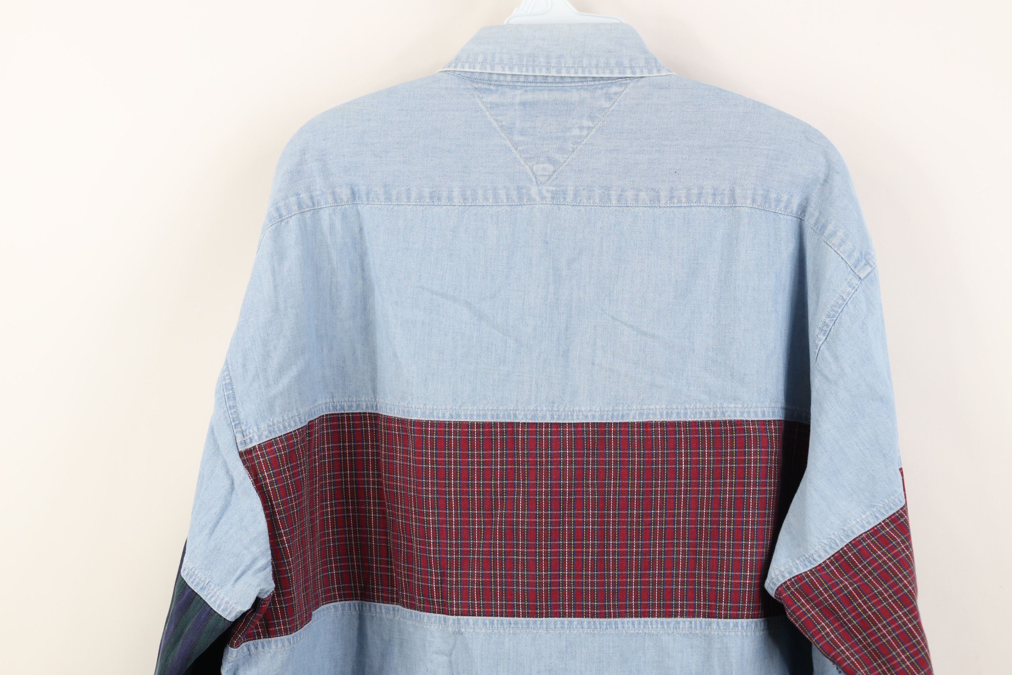 Tommy Hilfiger Vintage 90s Tommy Hilfiger Spell Out Baggy Button Down Shirt Size US M / EU 48-50 / 2 - 15 Thumbnail