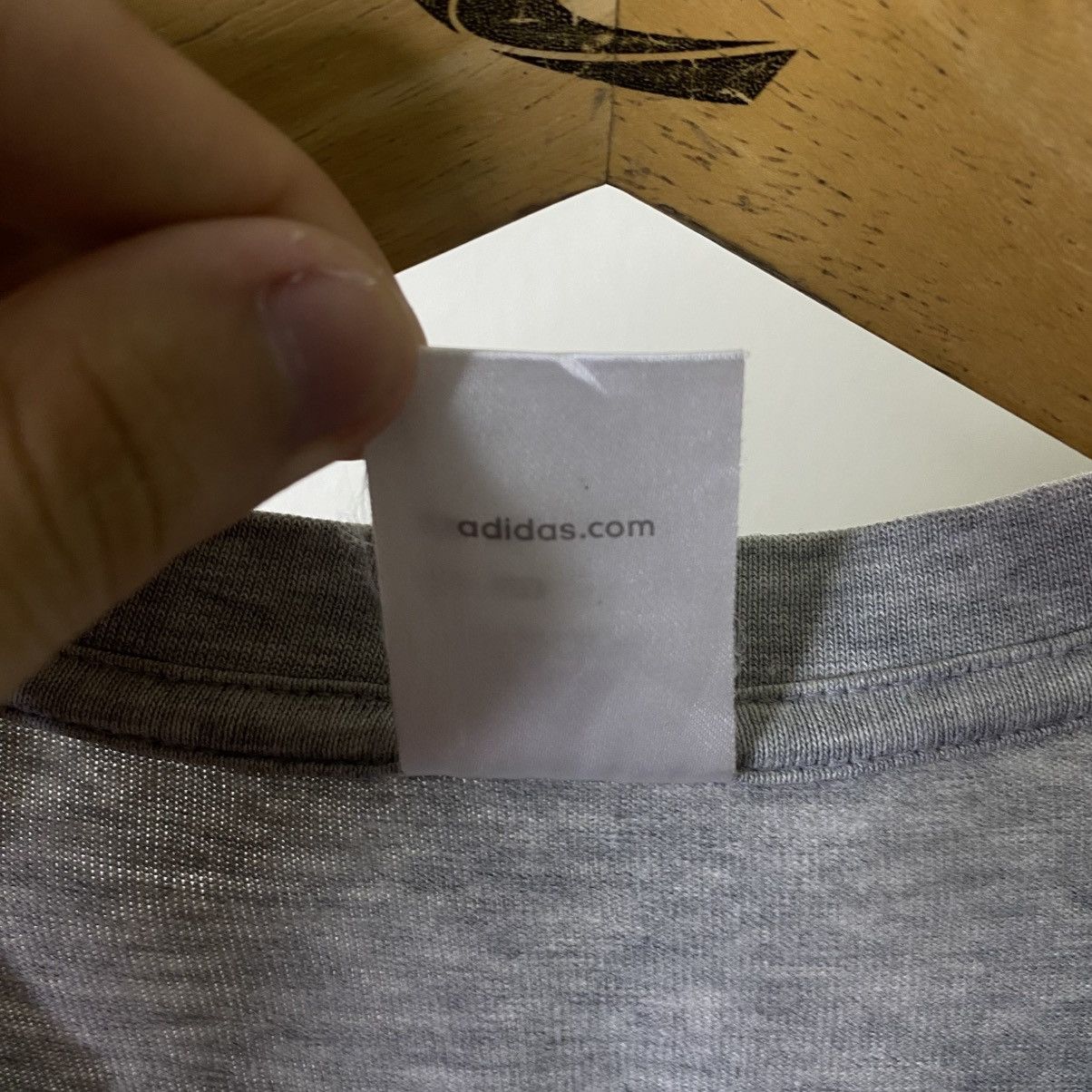 Adidas Vintage 2003 Adidas Exceeding Limits T Shirt Size US L / EU 52-54 / 3 - 4 Thumbnail