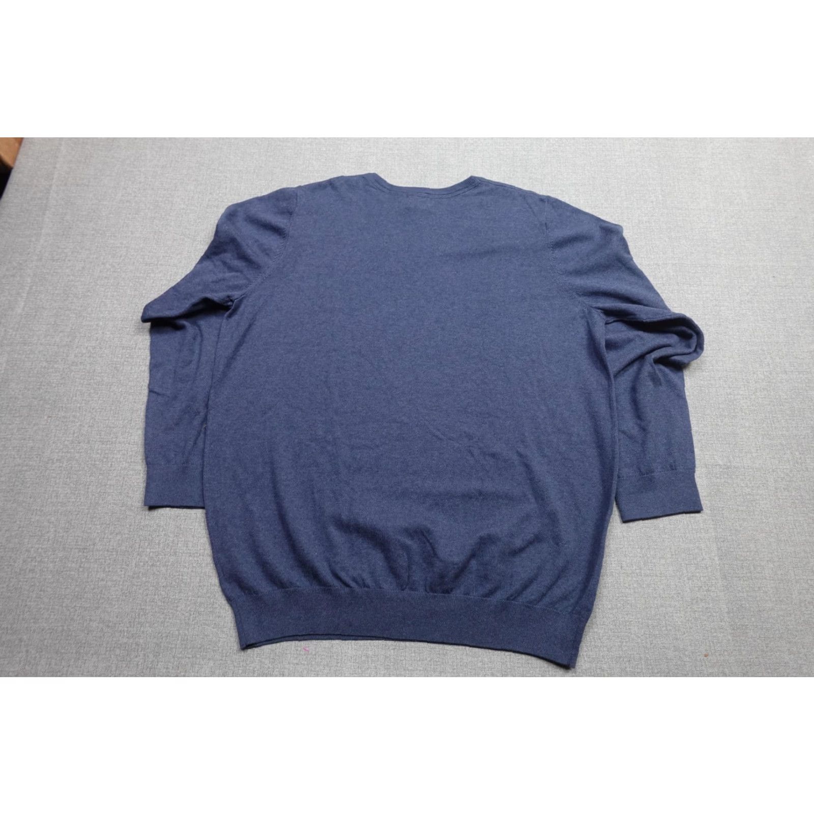 Vintage VINTAGE? no. LL Bean Sweater Mens 2XLT Blue V Neck Cotton Cashmere Pullover Lightweight Soft Size US XXL / EU 58 / 5 - 4 Thumbnail