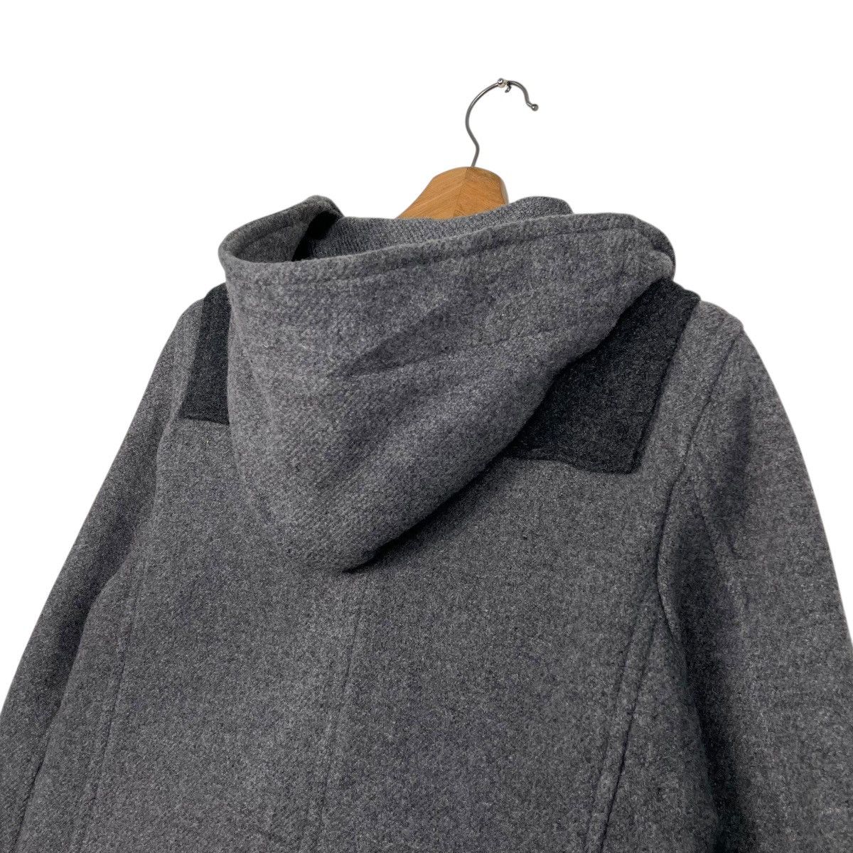 JW Anderson × Uniqlo JW Anderson x Uniqlo Hooded Duffle Coat Size M / US 6-8 / IT 42-44 - 9 Thumbnail