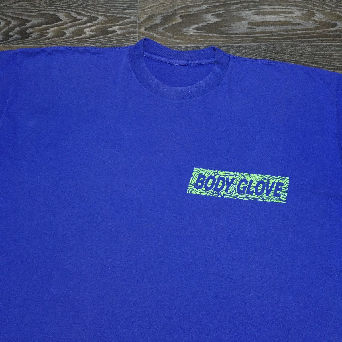 Body Glove 90s BODY GLOVE Big Hand Logo Backprint Single Stitch T-shirt Size US XL / EU 56 / 4 - 3 Thumbnail