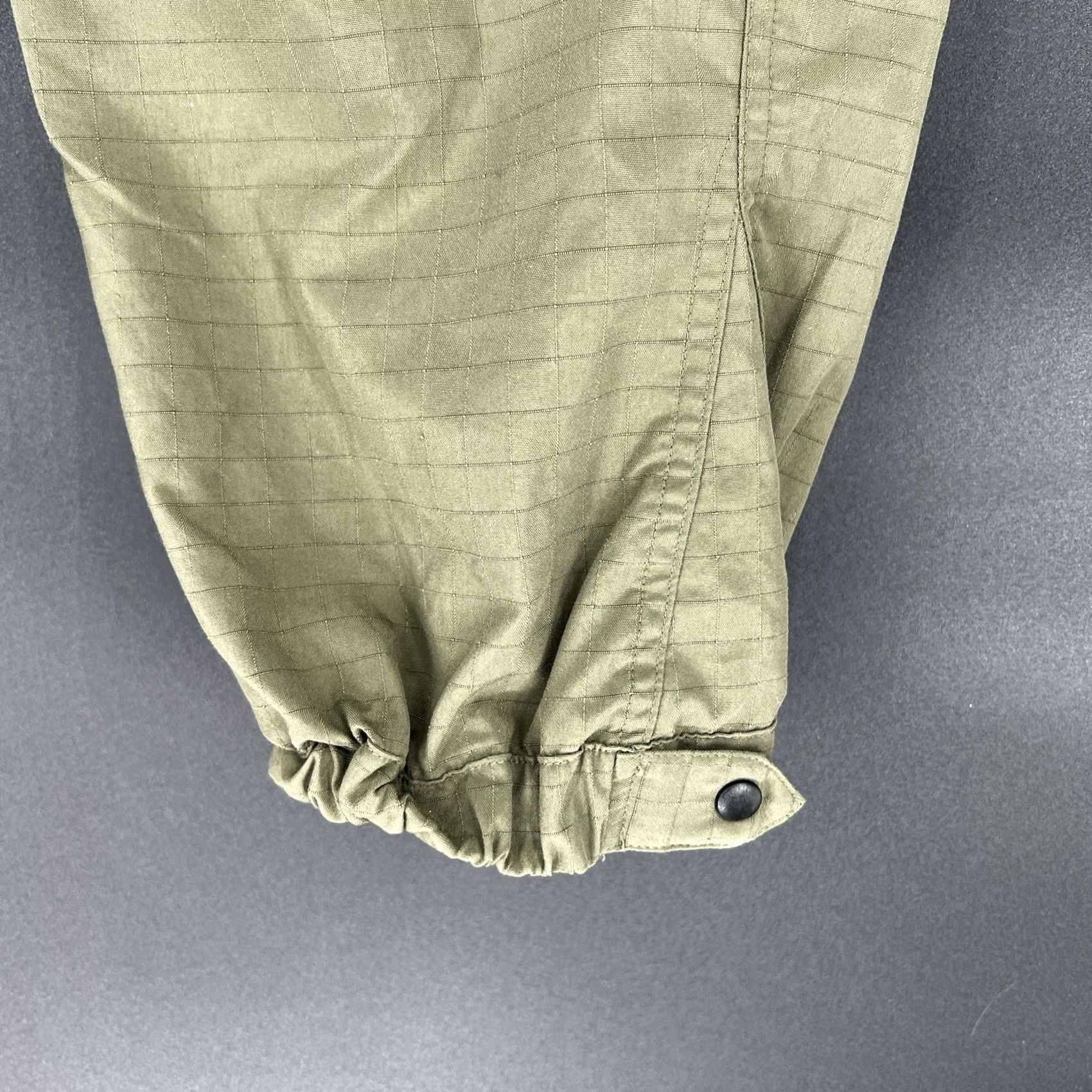 Vintage Vintage LL Bean Convertible Hiking Pants Mens Green Nylon Cargo Zip Off Medium Size US 31 - 7 Thumbnail