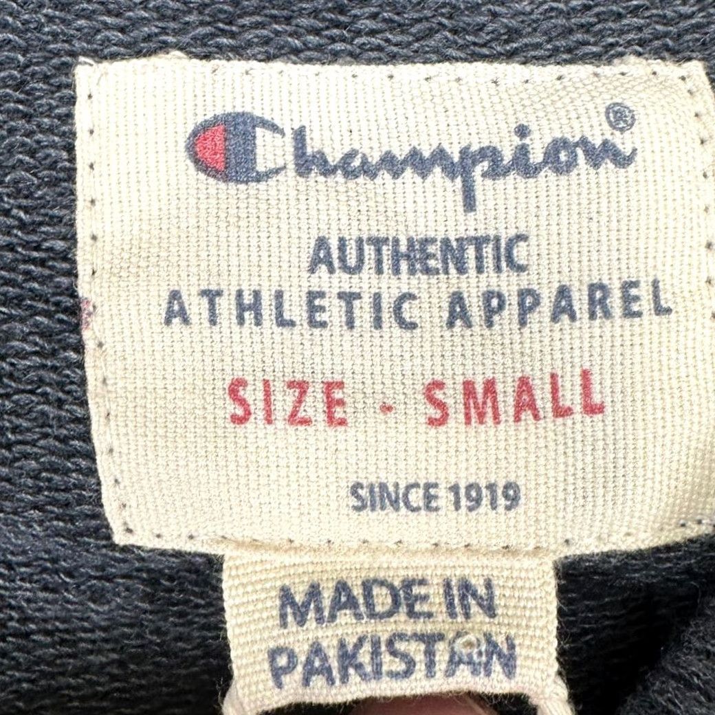 Champion Champion Crew Neck Sweatshirt Mens Small Stealth Grey Pullover Athletic Casual Outdoor Walking NEW Size US S / EU 44-46 / 1 - 4 Thumbnail