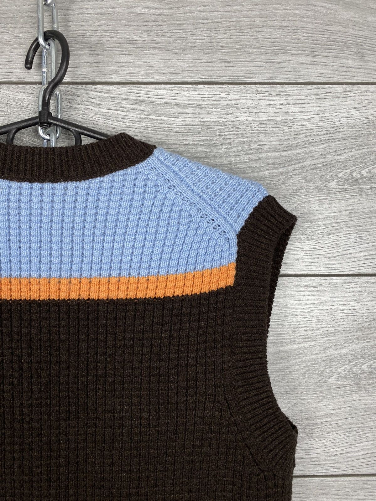 Marni Marni x Uniqlo V-Neck Knitted West Size XL / US 12-14 / IT 48-50 - 11 Thumbnail