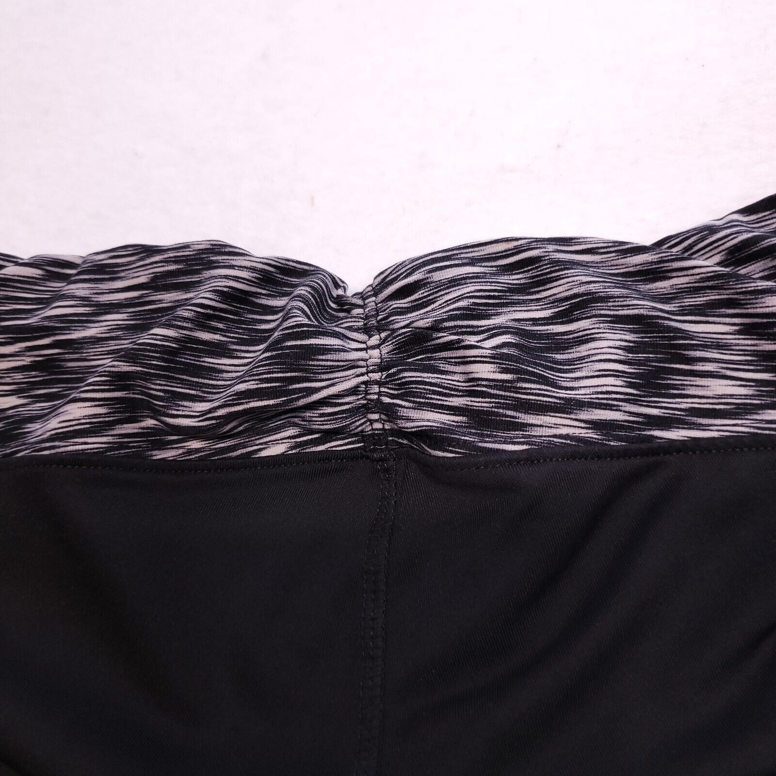 Calvin Klein Calvin Klein Athletic Running Pants Womens Size Large Black Size 28" / US 6 / IT 42 - 8 Thumbnail