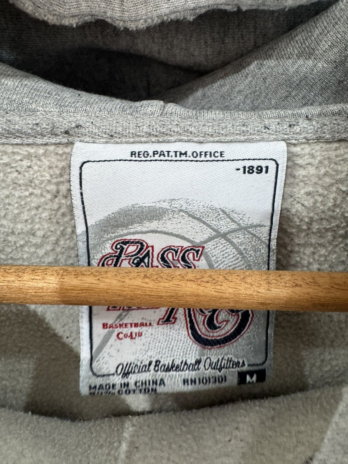 Jordan Brand Vintage Basketball Boxy Hoodie Pass The Roc 1891 Size US M / EU 48-50 / 2 - 3 Thumbnail