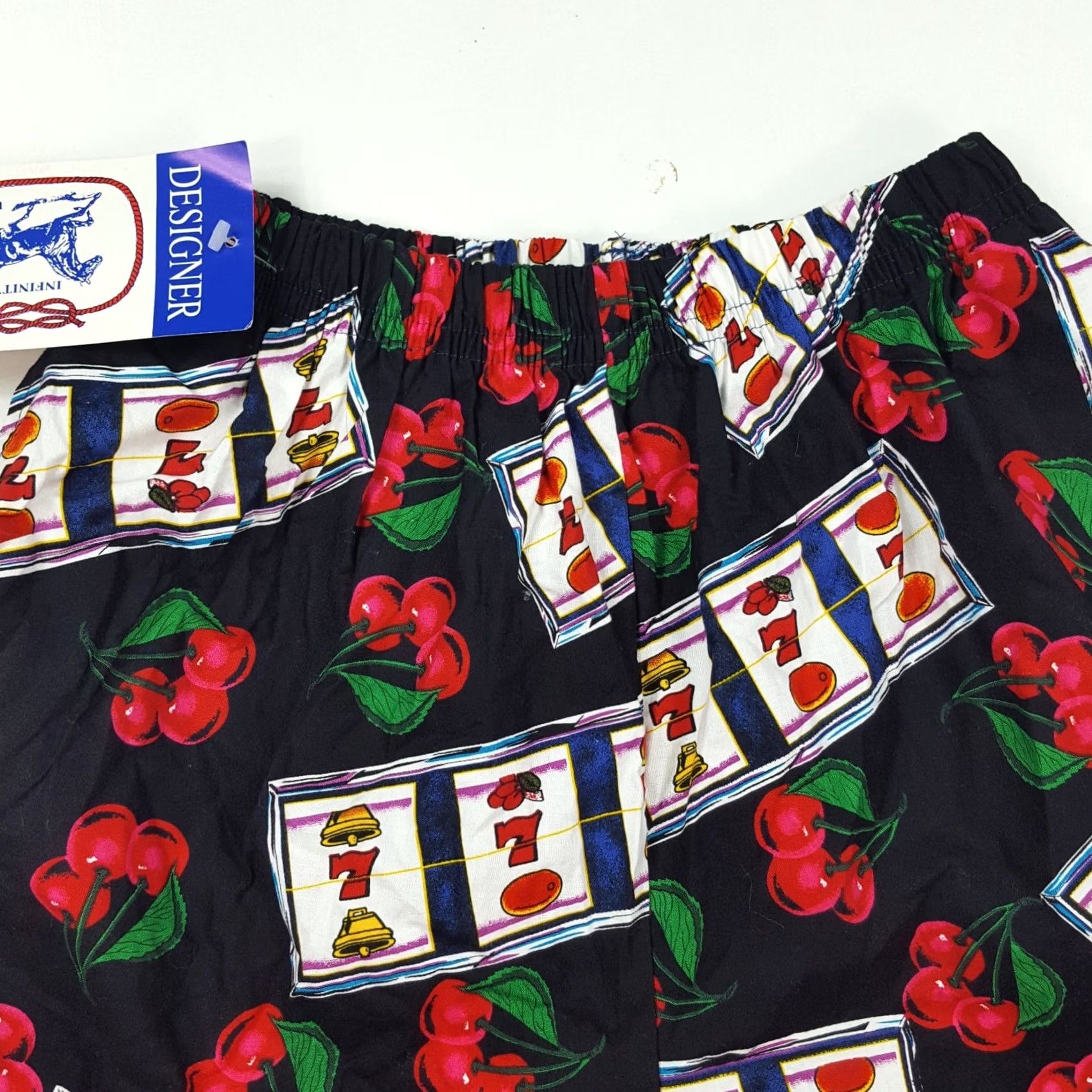 Vintage VINTAGE Infinity Chic Casino Slot Machine Lucky 7 Women's M Retro High Waist Shorts Size 26" / US 2 / IT 38 - 2 Thumbnail