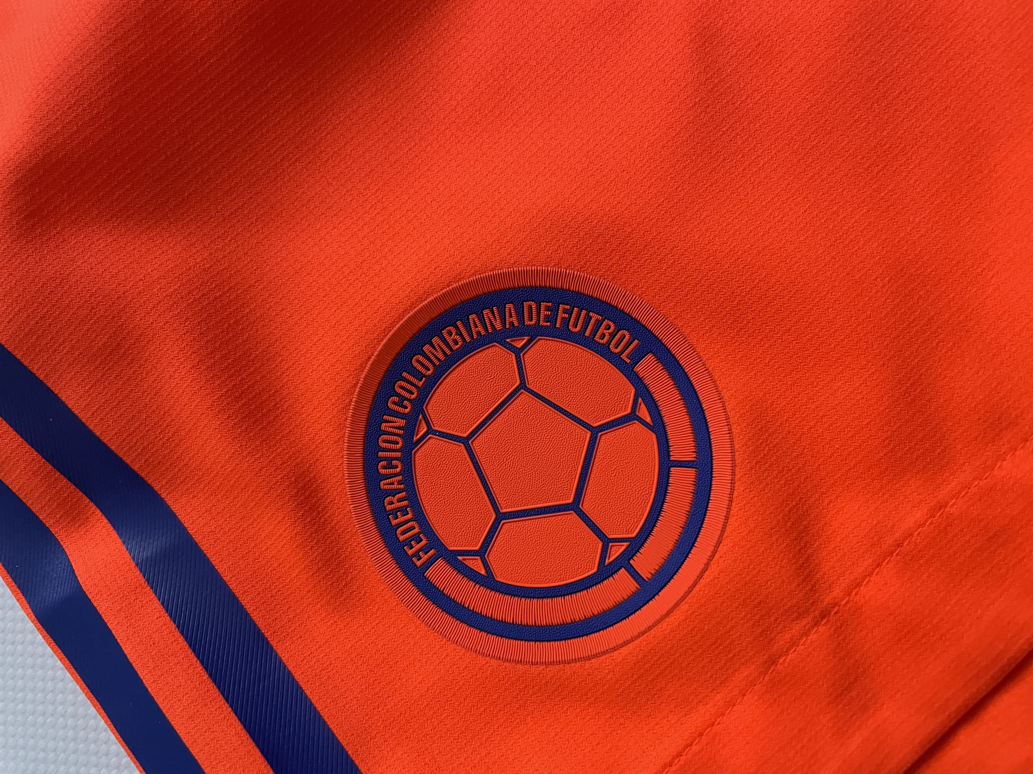 Adidas Colombia Authentic Away Shorts 2018 2019 Soccer World Cup Size US 32 / EU 48 - 6 Thumbnail