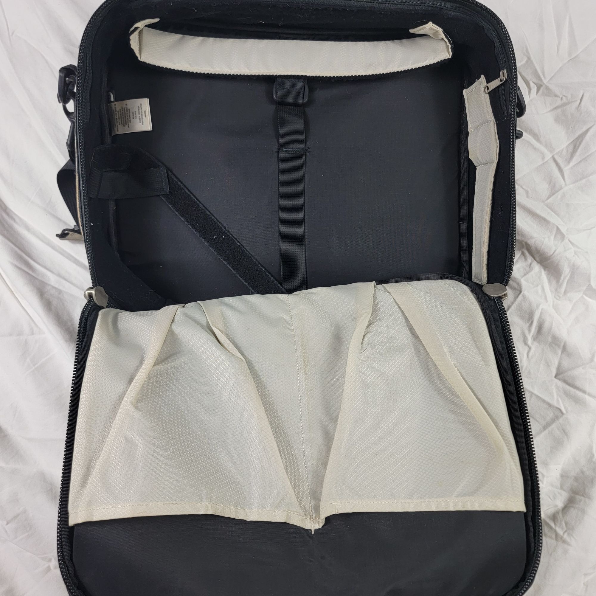 The North Face The North Face Black Gray Travel Tools Messenger Bag Mechani Size ONE SIZE - 4 Thumbnail