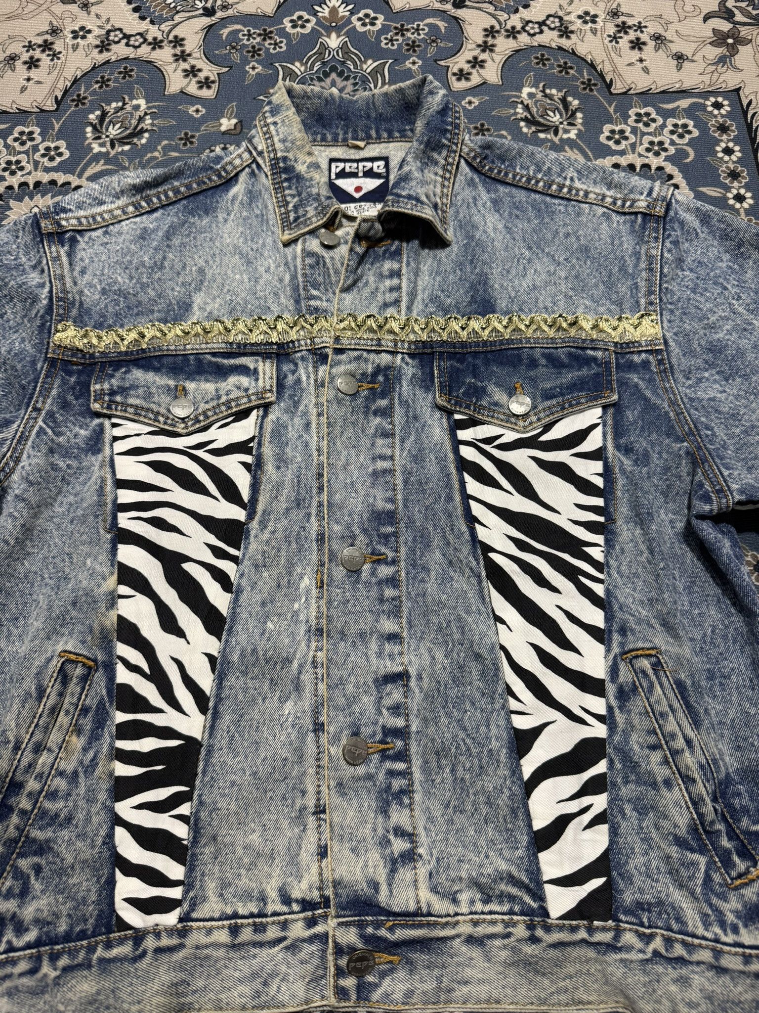 JNCO × Pepe Jeans Vintage 90's Pepe Jeans Custom Patchwork Trucker Jacket Size US S / EU 44-46 / 1 - 3 Thumbnail