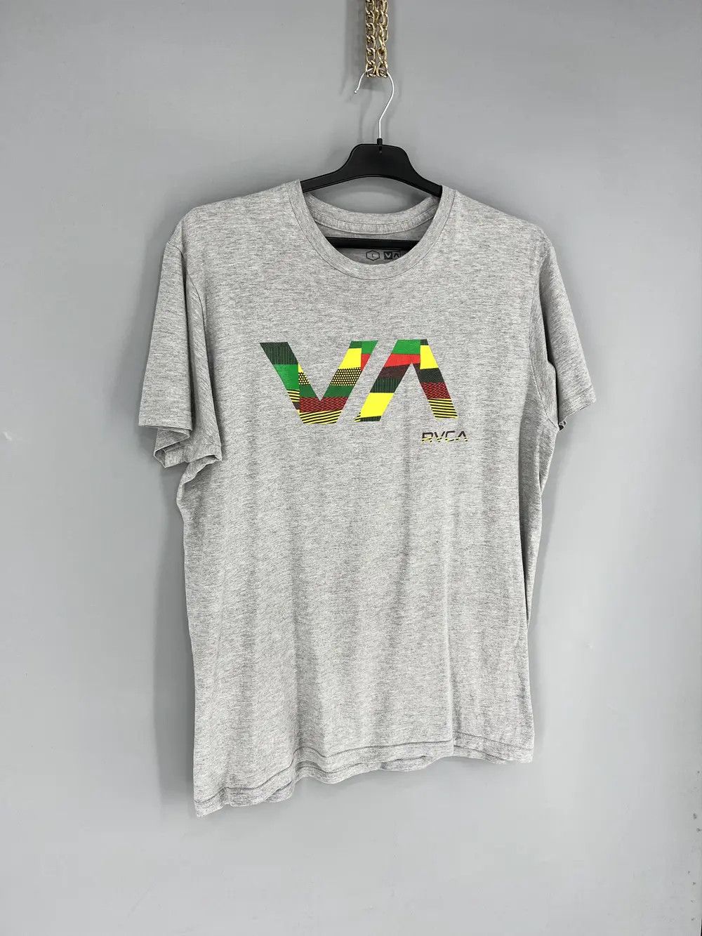 Band Tees RVCA Mens Grey Graphic Tee Skater Style Size US L / EU 52-54 / 3 - 2 Thumbnail