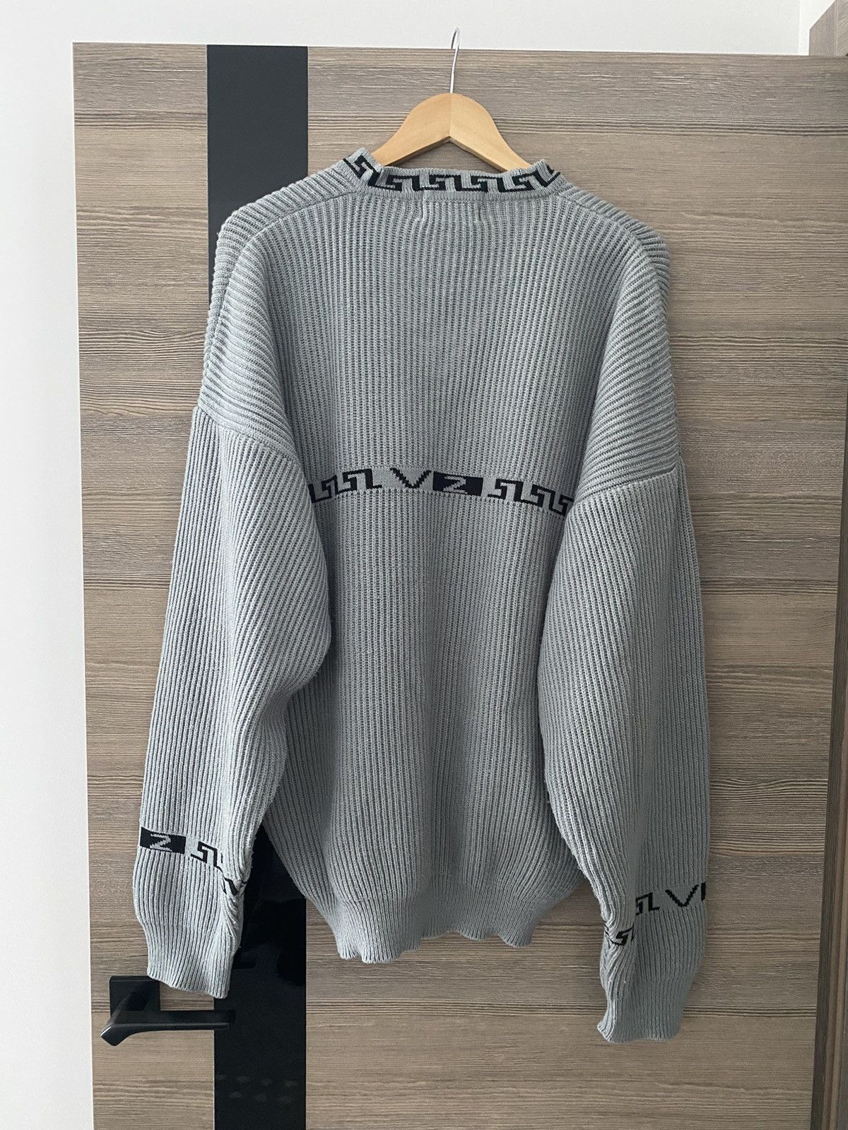 Versace 90s Rare VERSACE Classic V2 V Neck Sweatshirt Fleece Softt Size US L / EU 52-54 / 3 - 2 Thumbnail