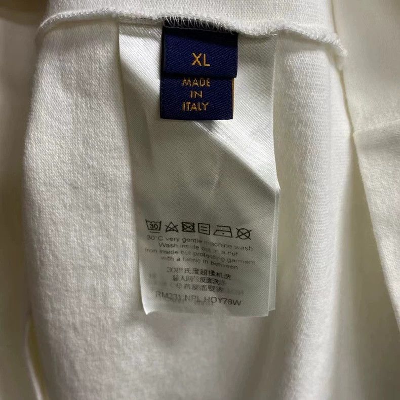 Louis Vuitton Louis Vuitton White rainbow print logo short sleeve 2502-N Size US XL / EU 56 / 4 - 6 Thumbnail