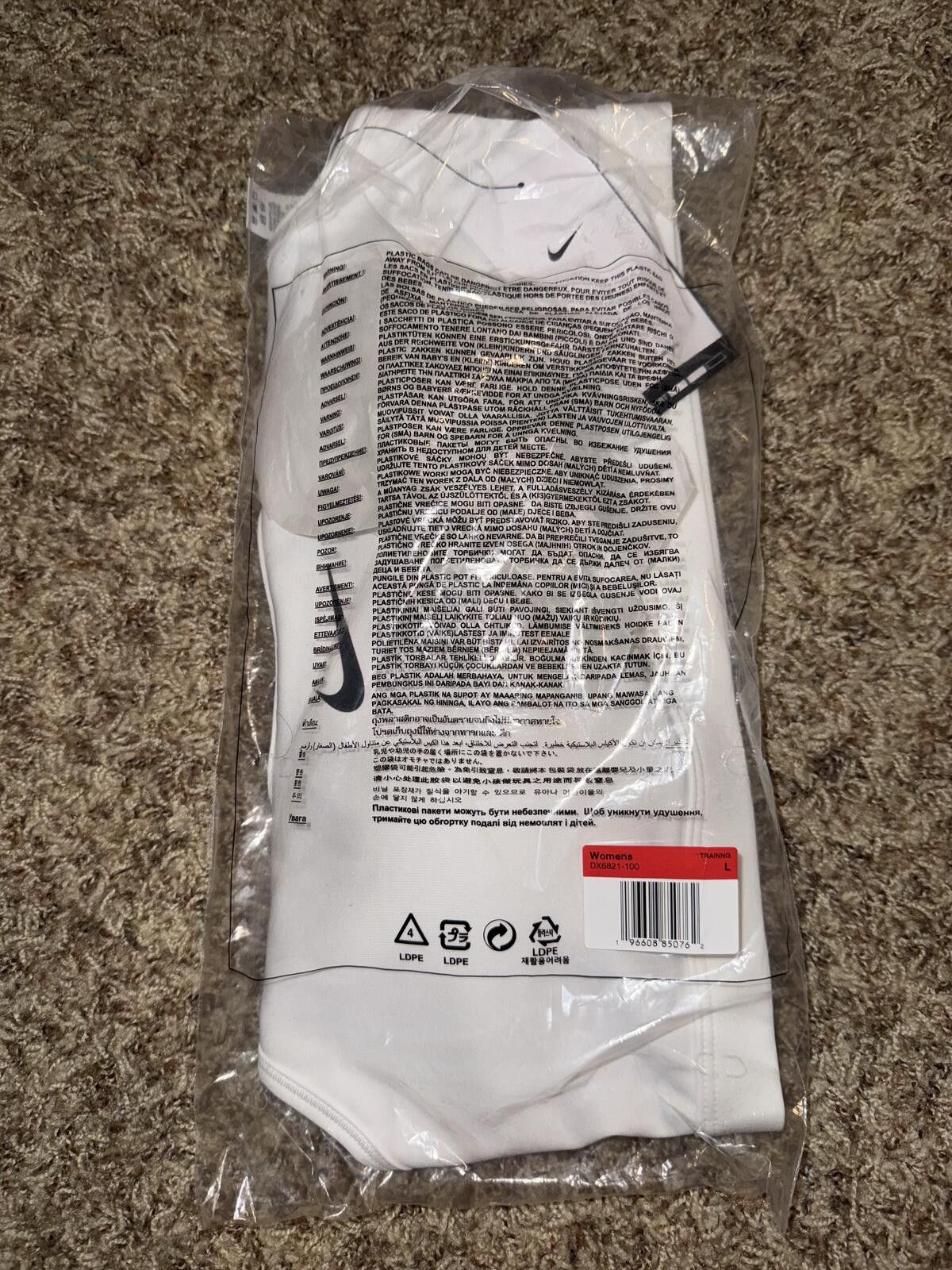 Nike Nike Swoosh Medium Support Women's Padded Sports Bra Size ONE SIZE - 8 Thumbnail